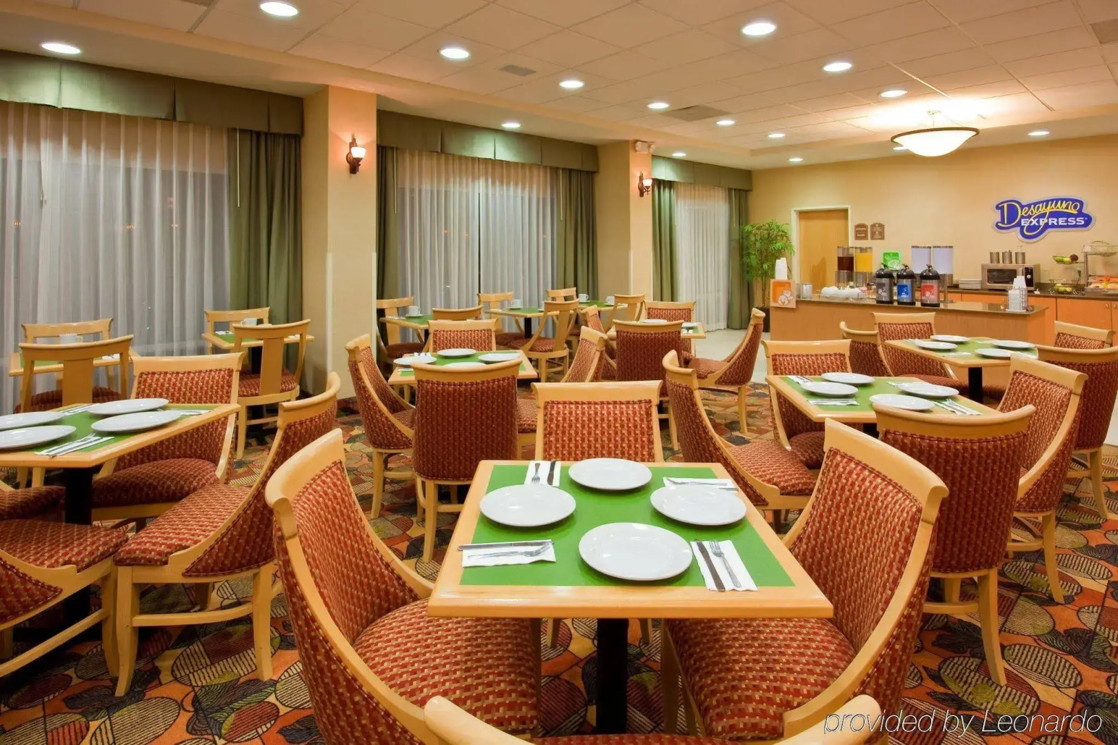 Holiday Inn Express Saltillo Zona Aeropuerto by IHG