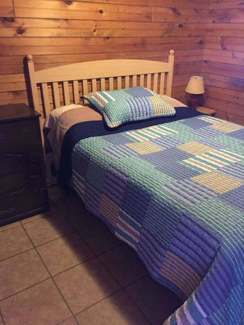 White Pine Cottages on Lake St. Peter