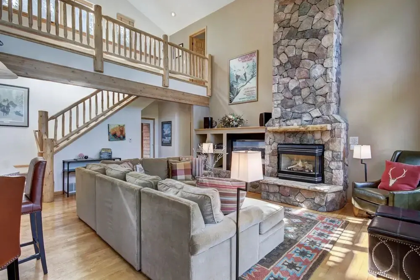 Timber Heights Lodge 3 Bedroom Home by RedAwning