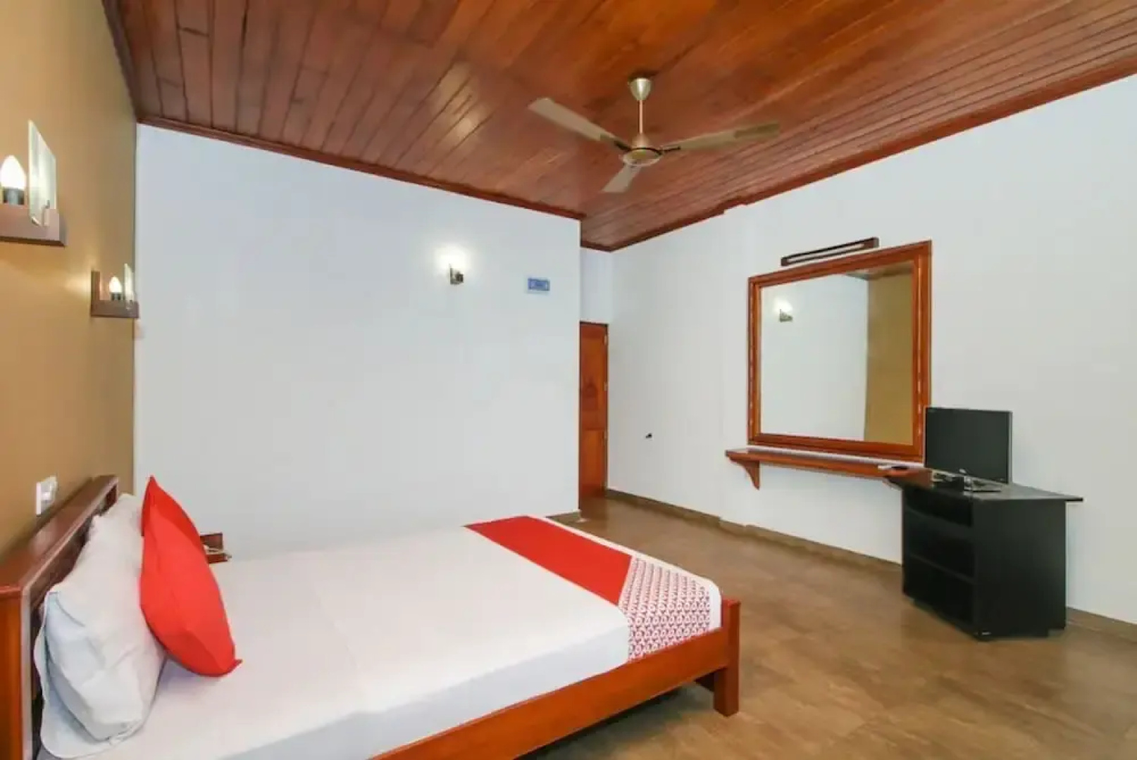 OYO 471 Randiya Hotel