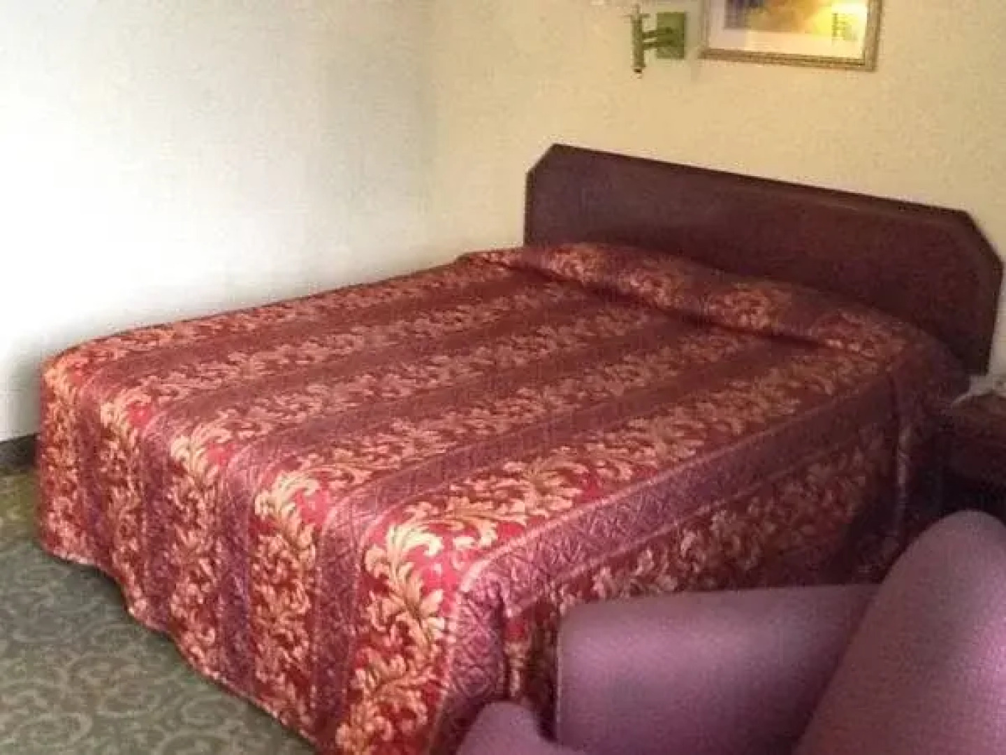 Regency Inn and Suites