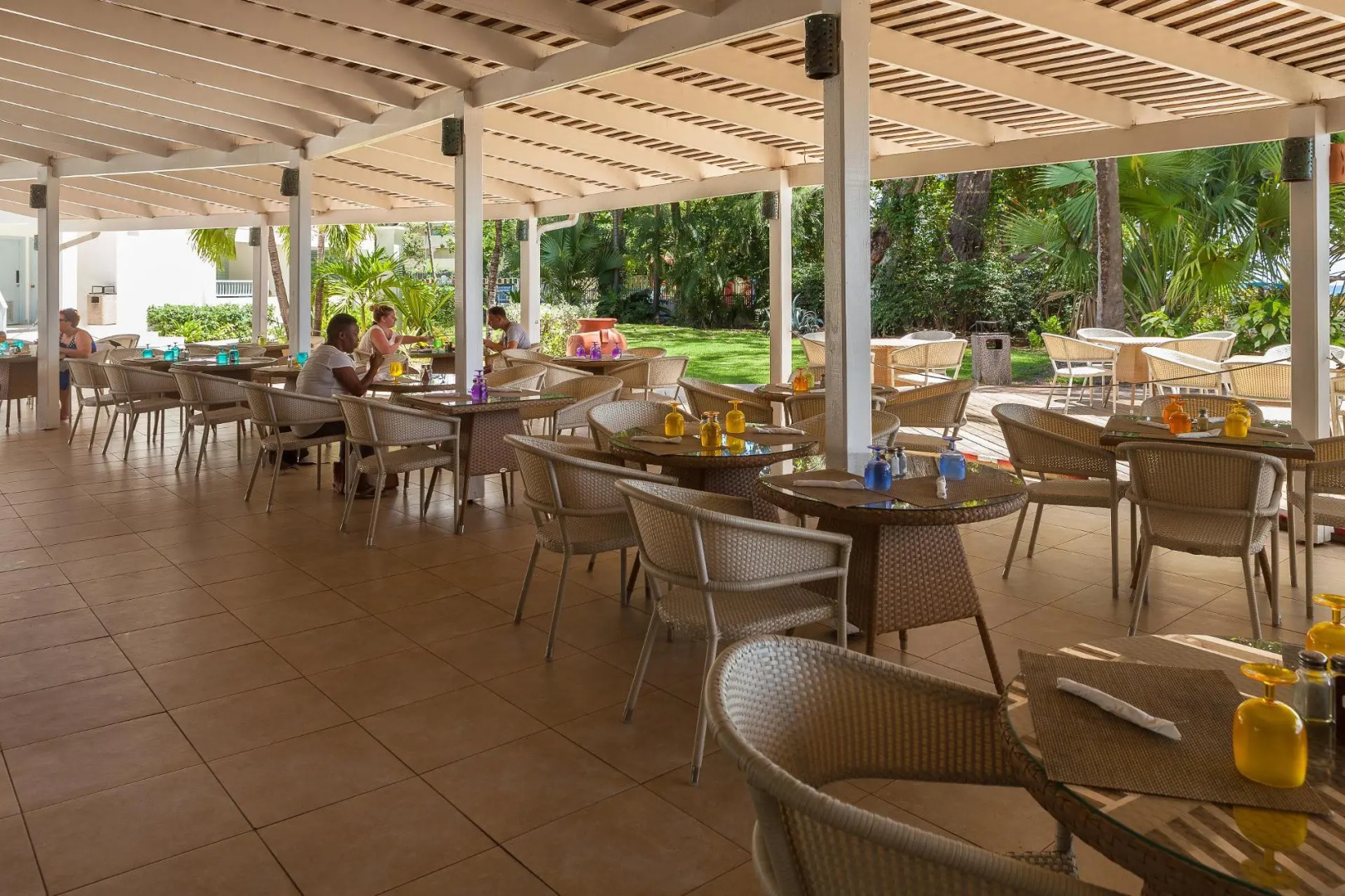 Savannah Beach Club Hotel