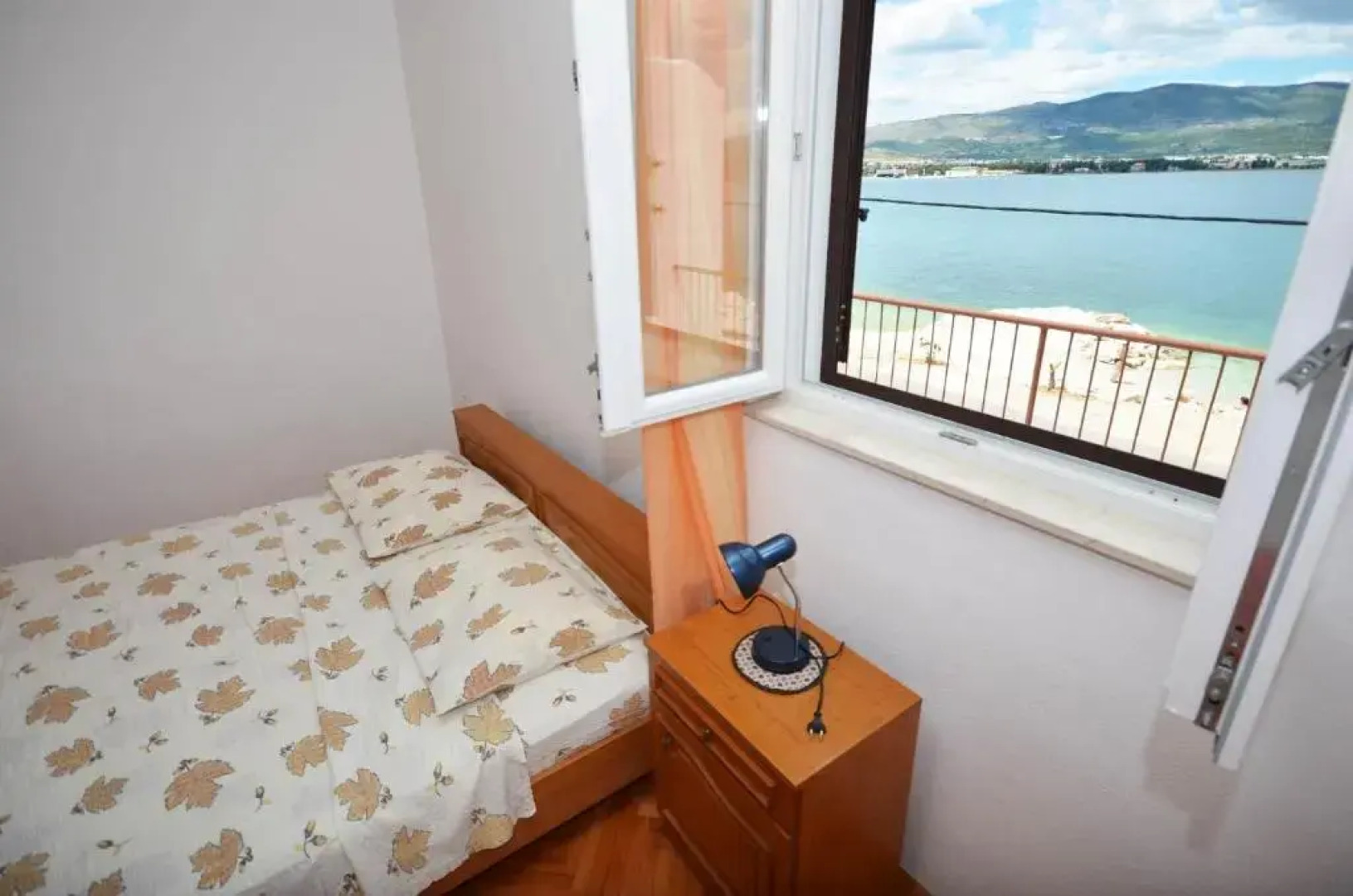 Apartment Andja - 5m from the beach