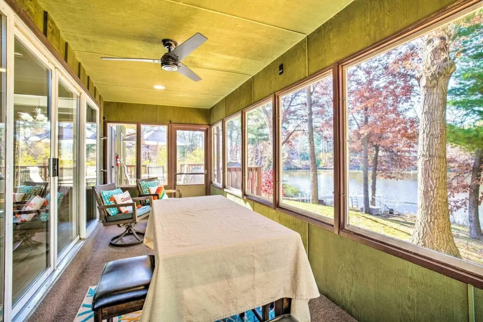 Beautiful Home w/ Hot Tub on Lake Wissota