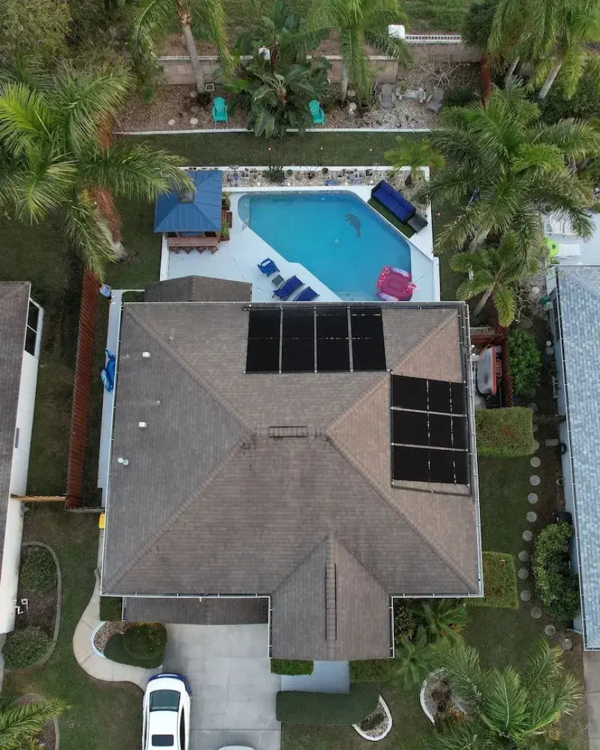 Urban Oasis W/hot Tub, Heated Pool And Private Movie Theater 2 Bedroom Home by RedAwning