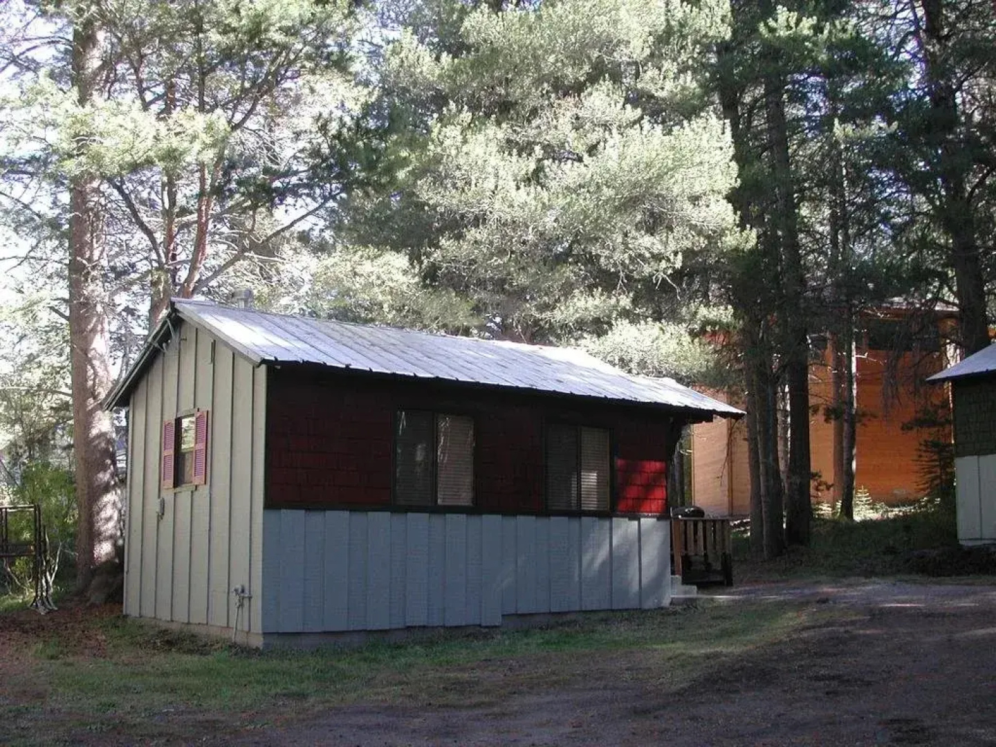 Reverse Creek Lodge