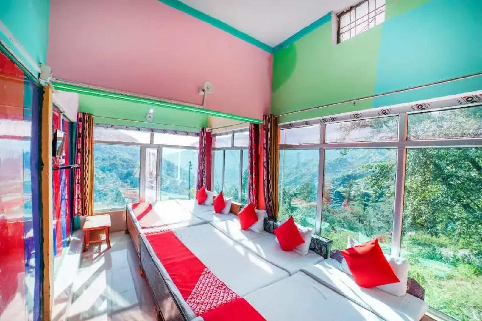 OYO 66014 The Rudralok Hotel