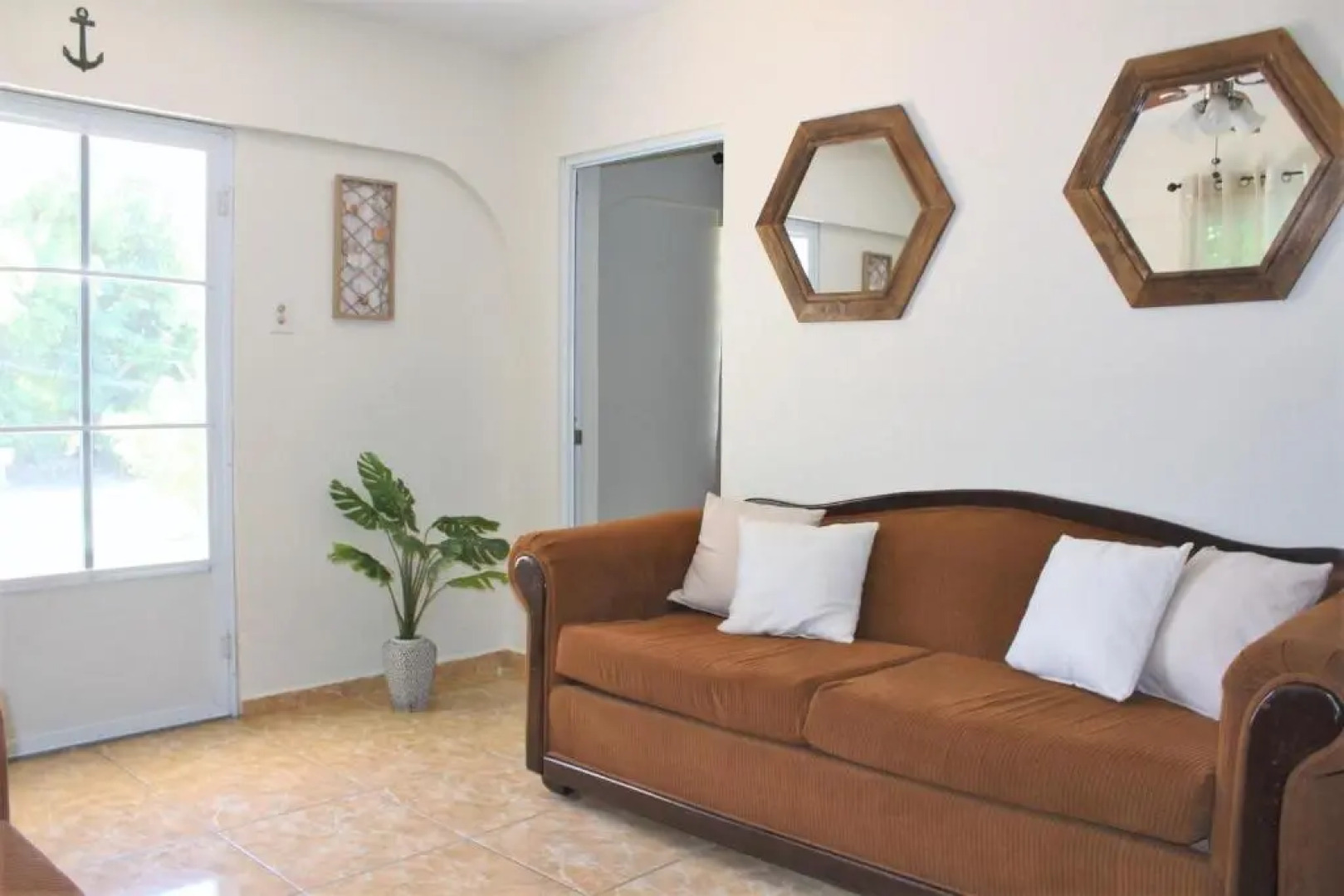 Beachaccess 2 bdr, WiFi, Hammock, Kitchen The Reef 1