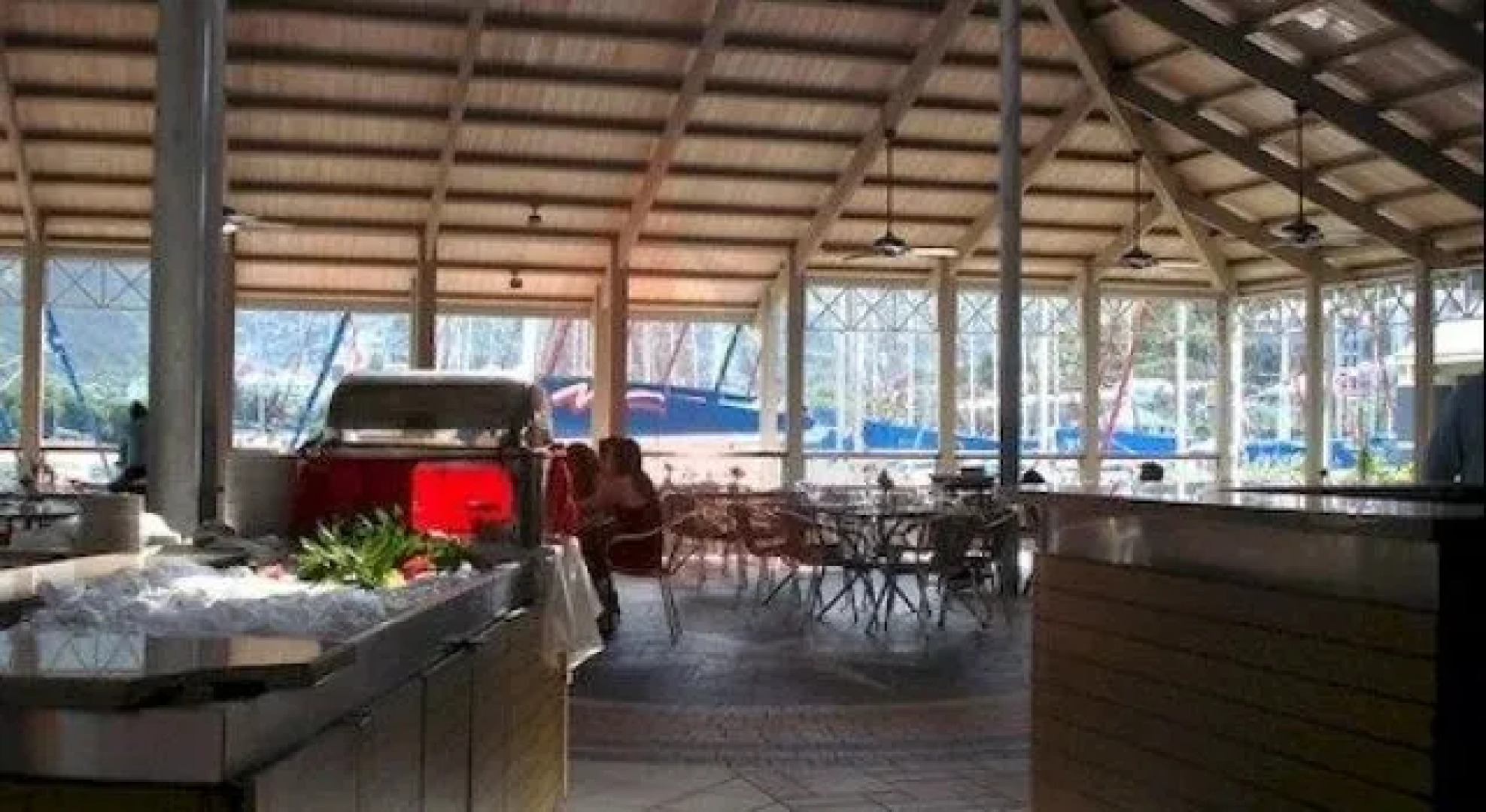 The Mariner Inn Hotel