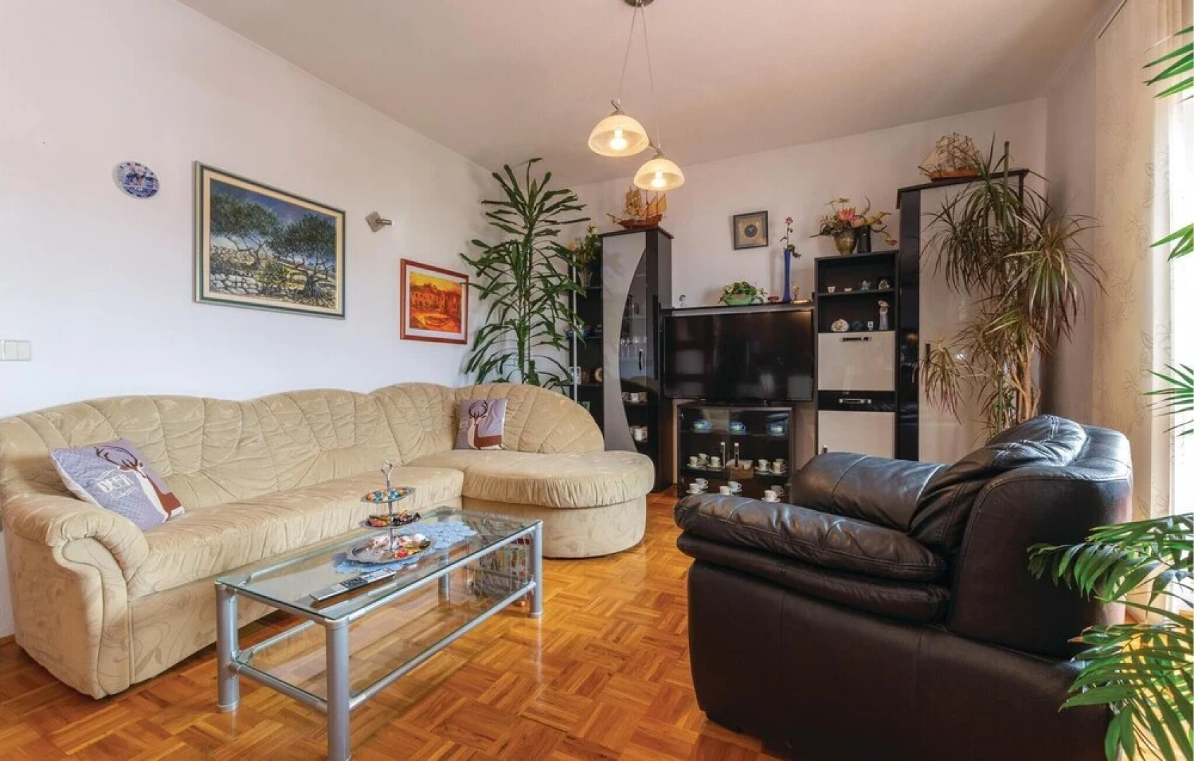 Awesome Home in Plano With Wifi and 3 Bedrooms