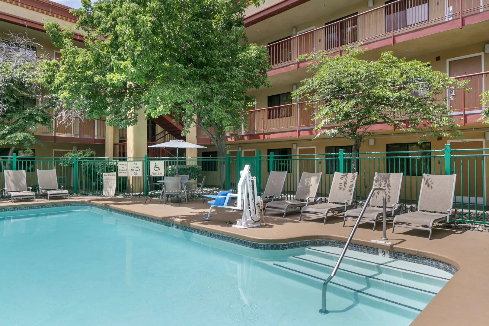 Best Western Plus Orchid Hotel & Suites