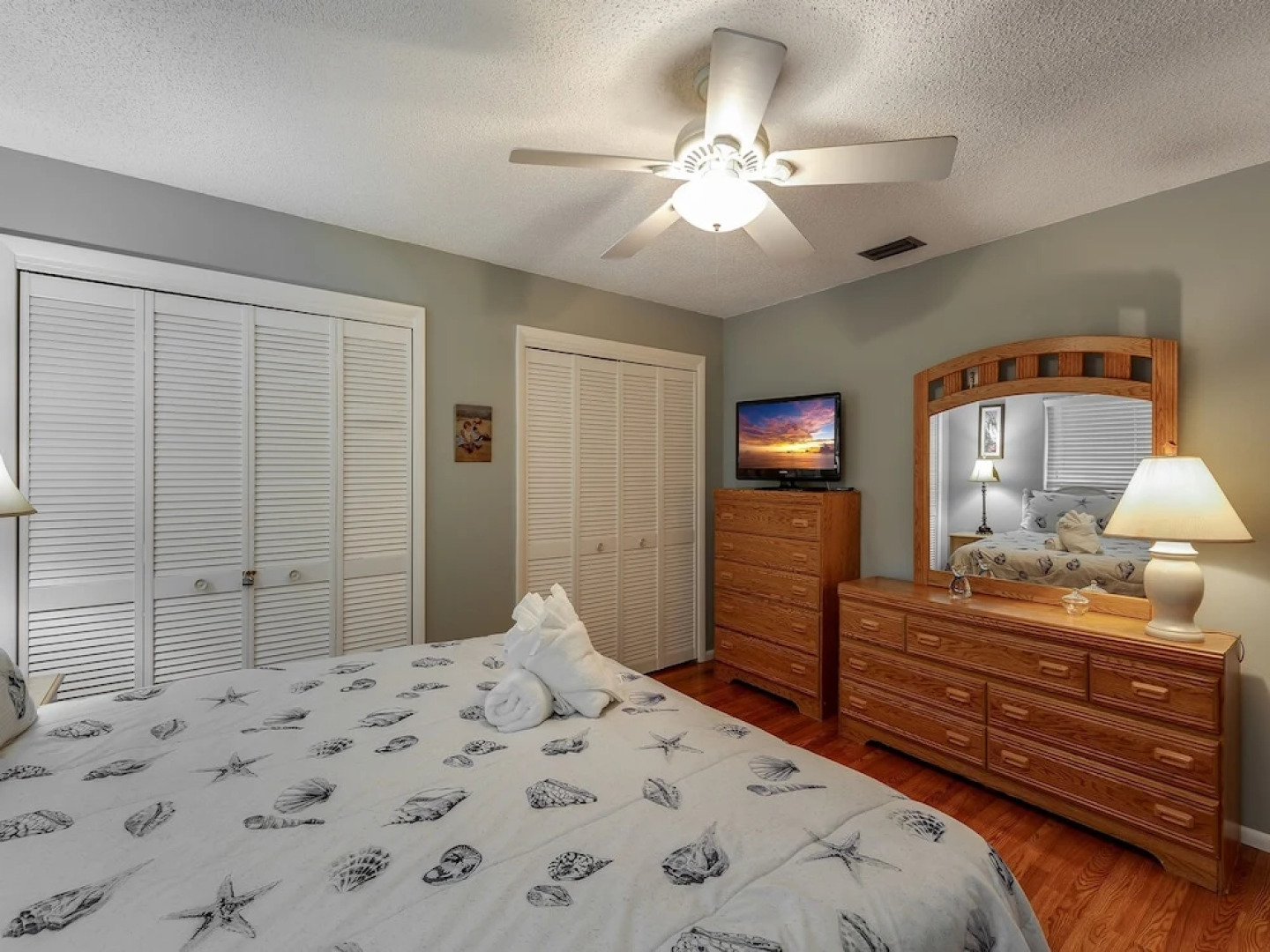 Sea Horse Upper Level