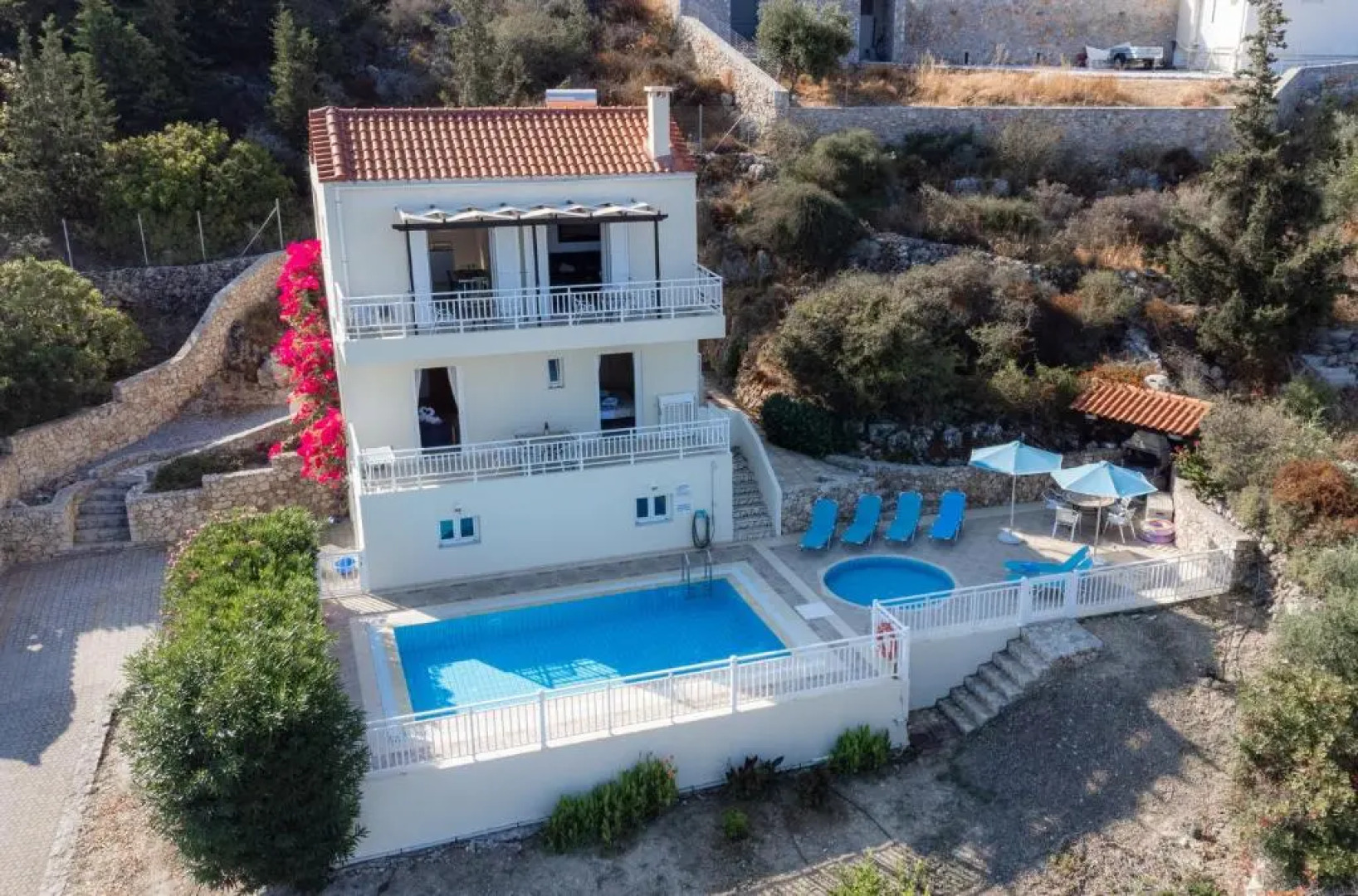 Luxury 3 Bed Villa Bougainvillea, Nr Almyrida - 2 Private Pools + Sleeps 8