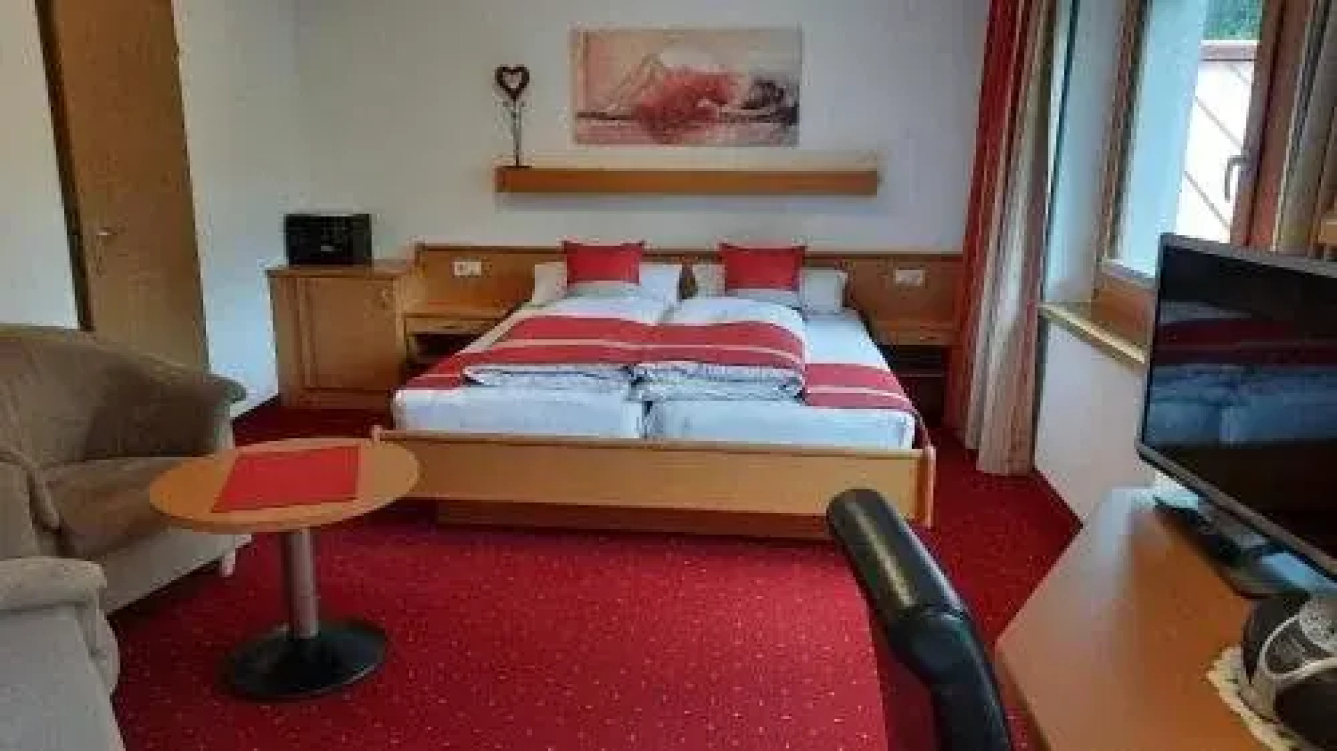 Gästehaus Almrausch, Ferienanlage mit Pool