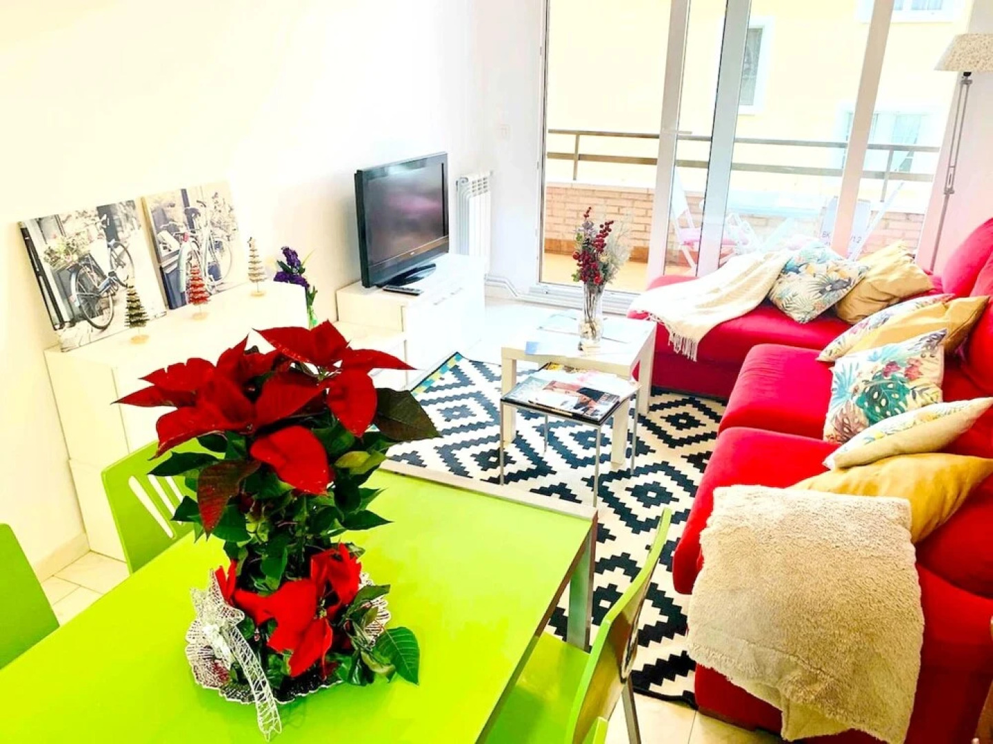 Apartment With 2 Bedrooms in Santoña, With Balcony - 500 m From the Beach