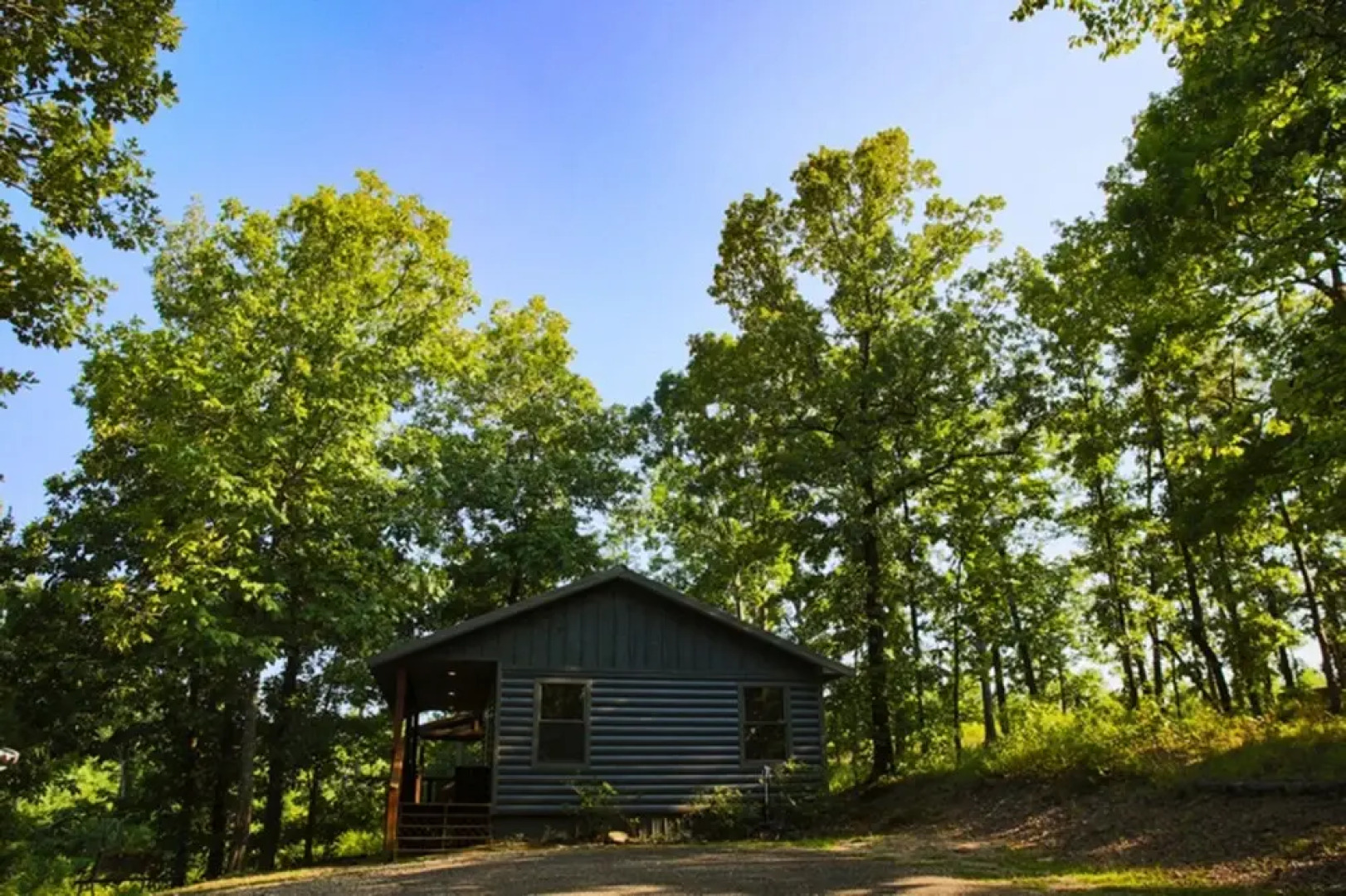 Camphouse At Eagle Ridge Includes Hot Tub, Wifi, And Charcoal Grill 1 Bedroom Cabin by RedAwning