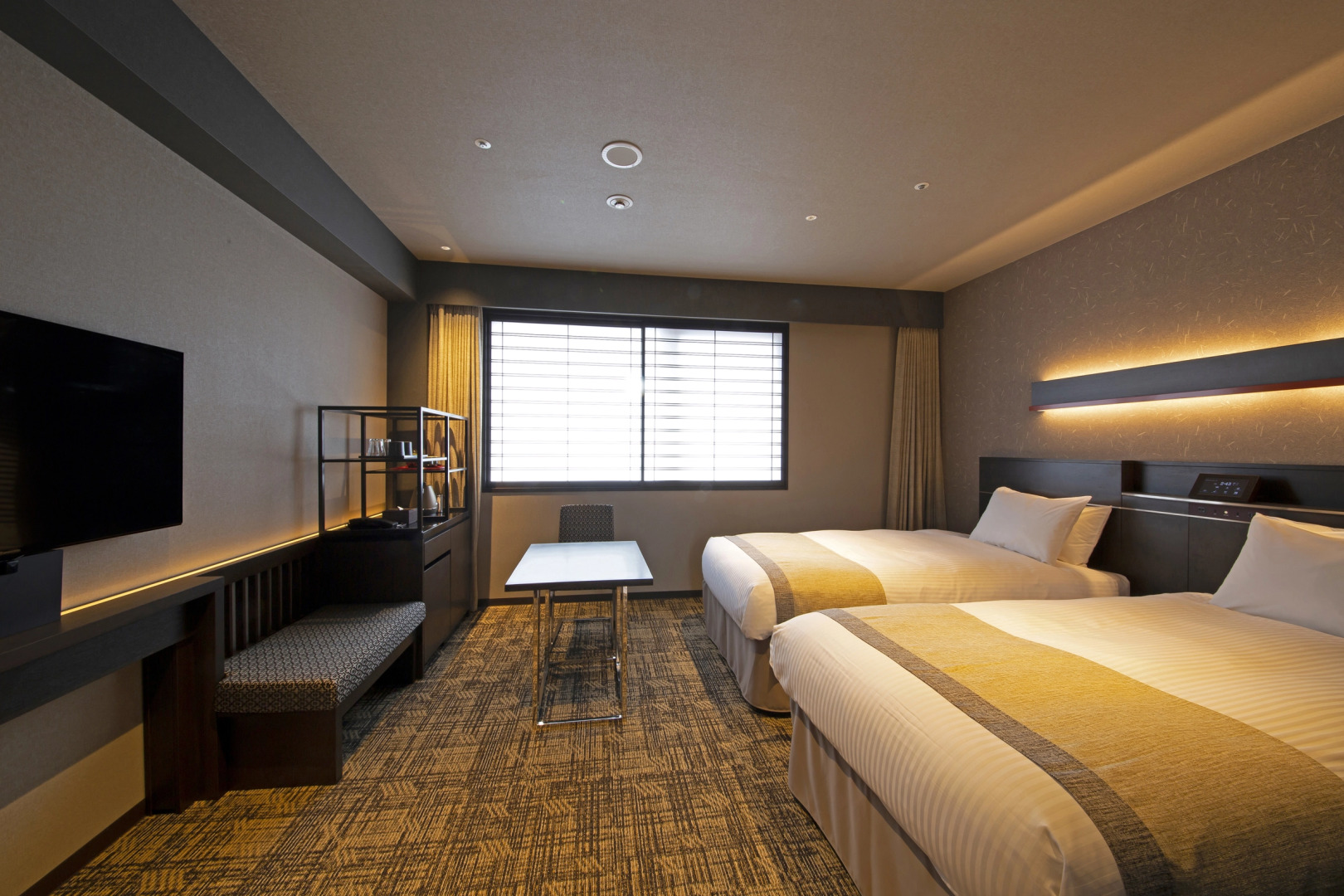 Отель Keihan Kyoto Hachijoguchi