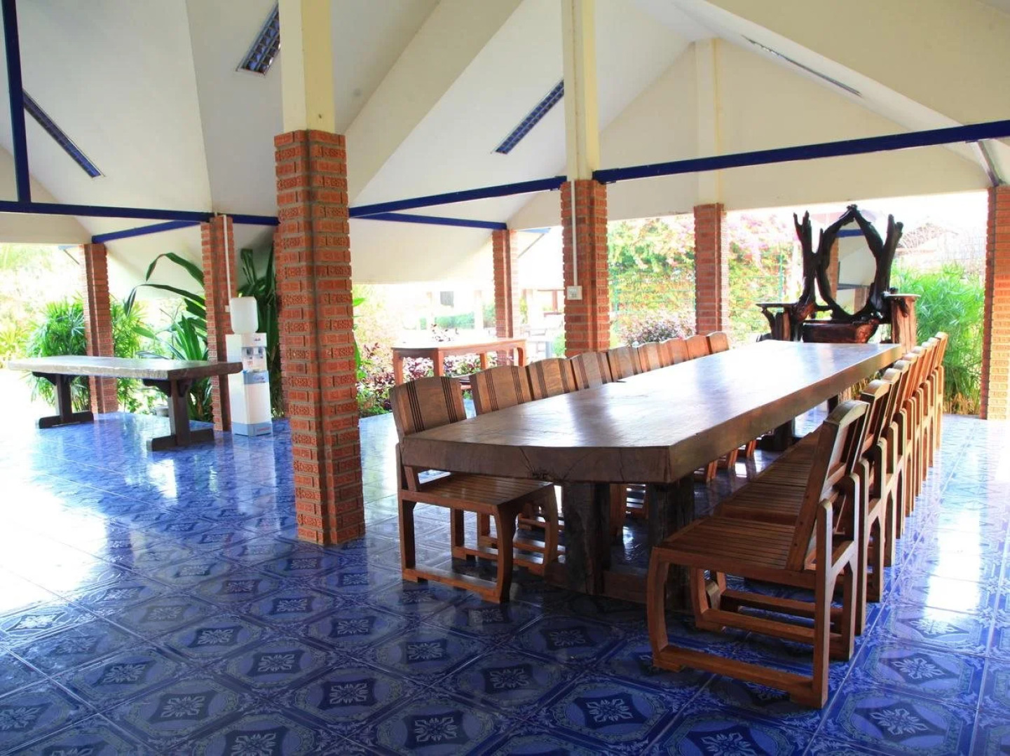 The Ricefields Hotel