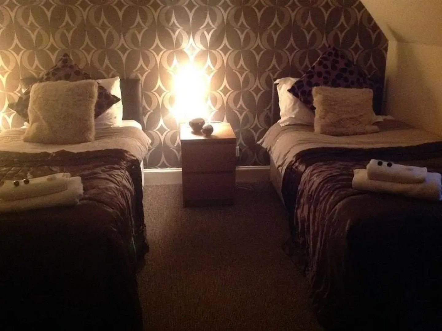 The Hopetoun Arms Hotel