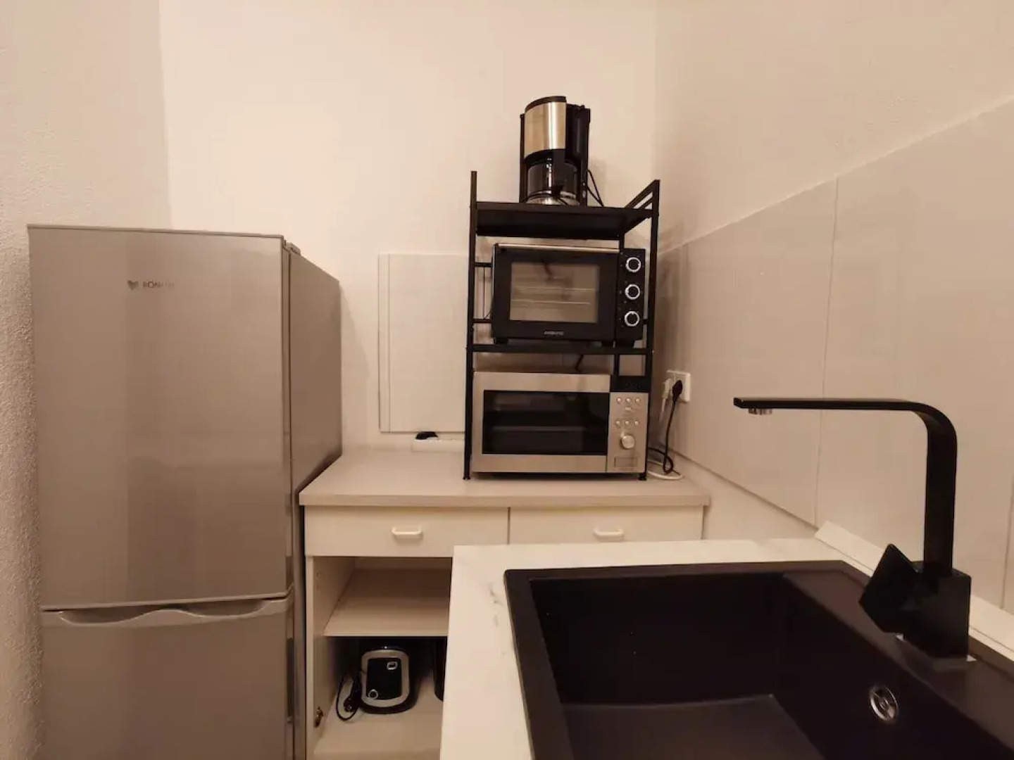 Apartment Close to Lake Ferienwohnung Seenah