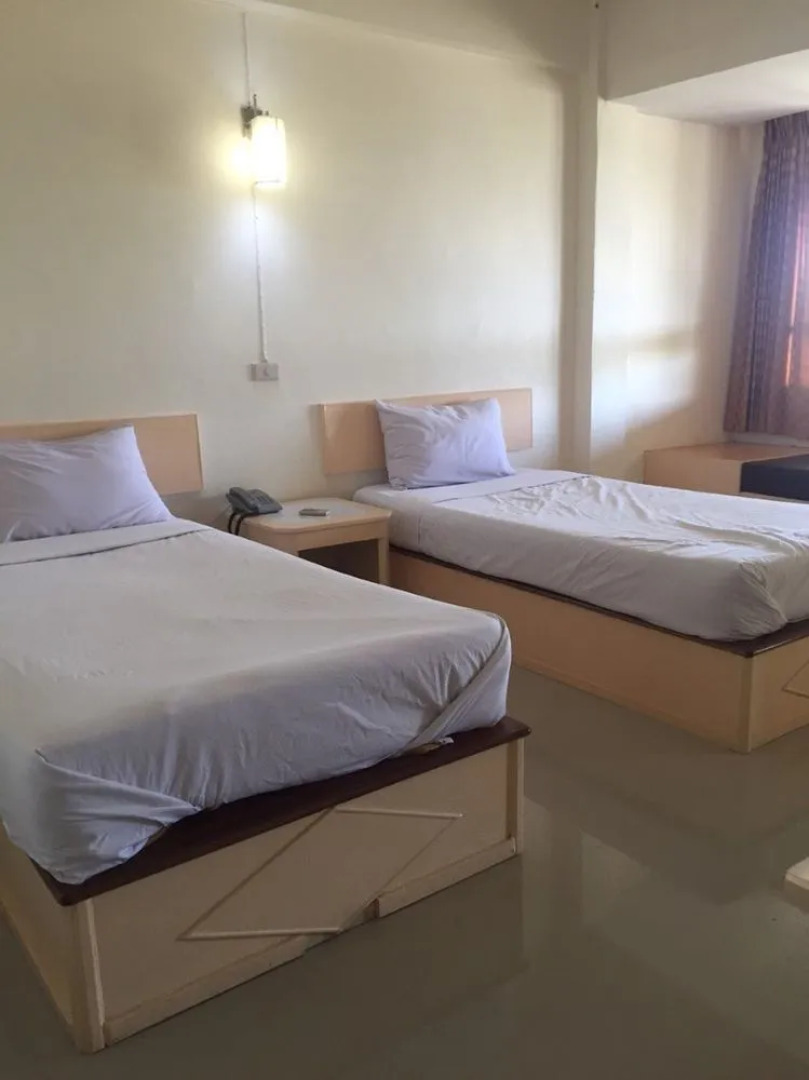 Sabai Hotel Lopburi