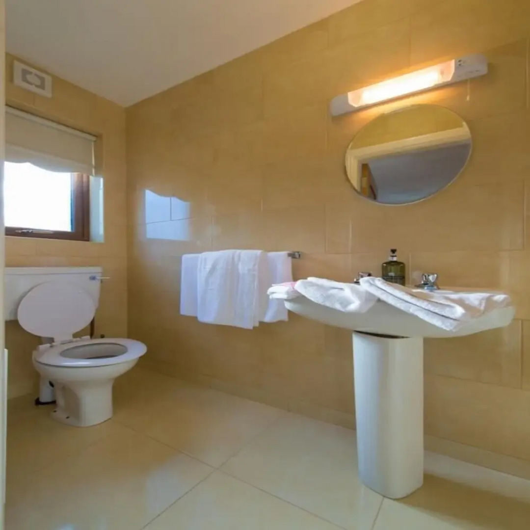 Aisleigh Guest House