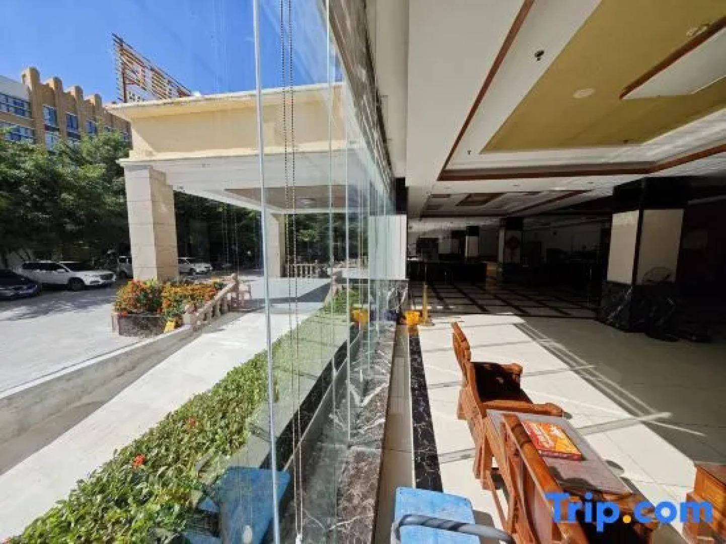 Qjia Ledong Xiangrui Seaview Business Hotel (Longmuwan Branch)