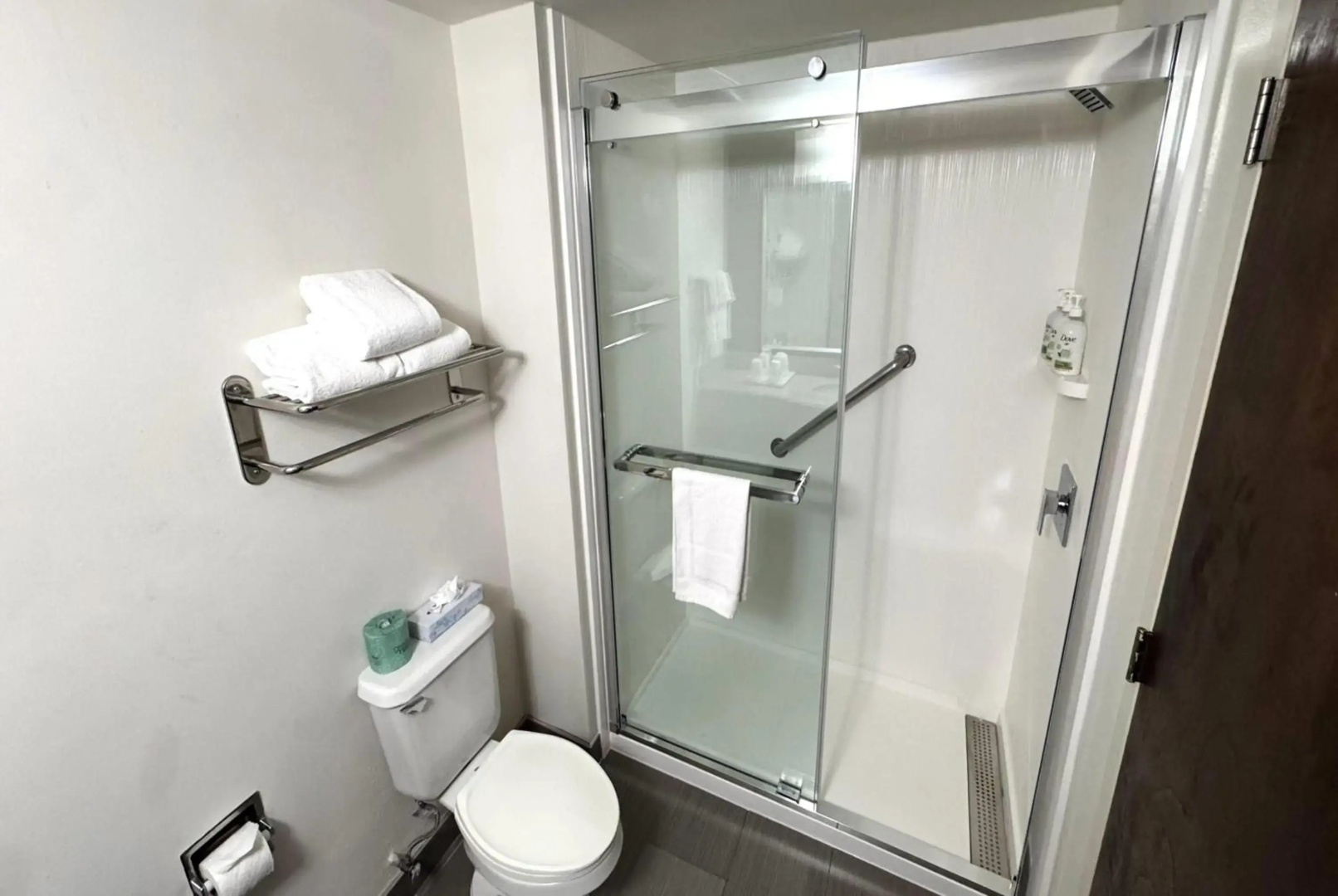 Holiday Inn Express & Suites Lexington W - Versailles by IHG