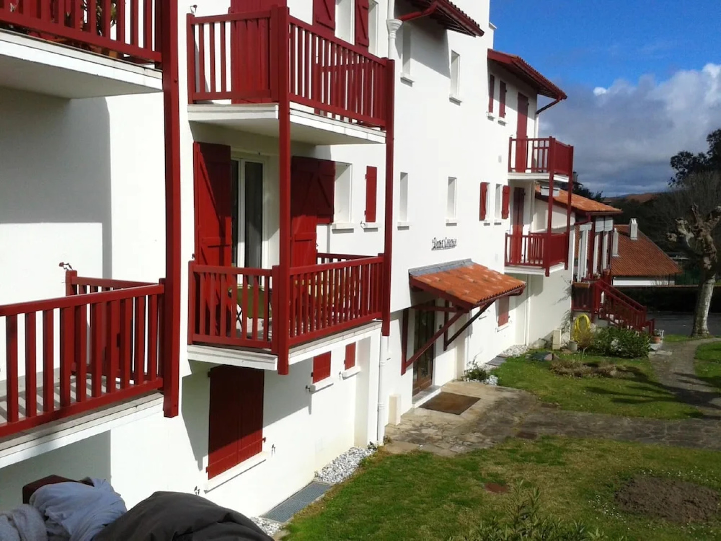 Studio In Guethary With Enclosed Garden 150 M From The Beach