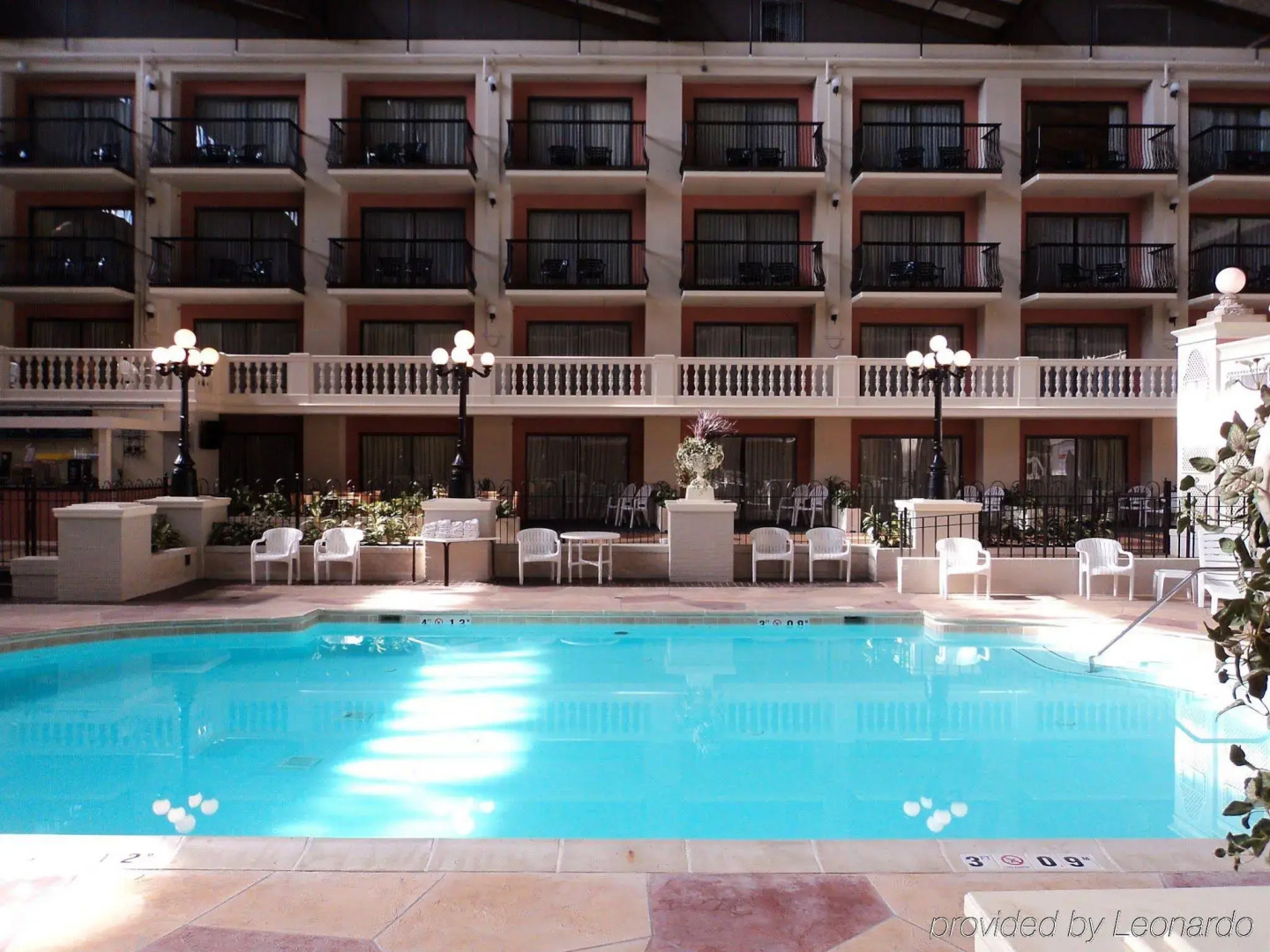 Caribbean Cove Hotel & Water Park