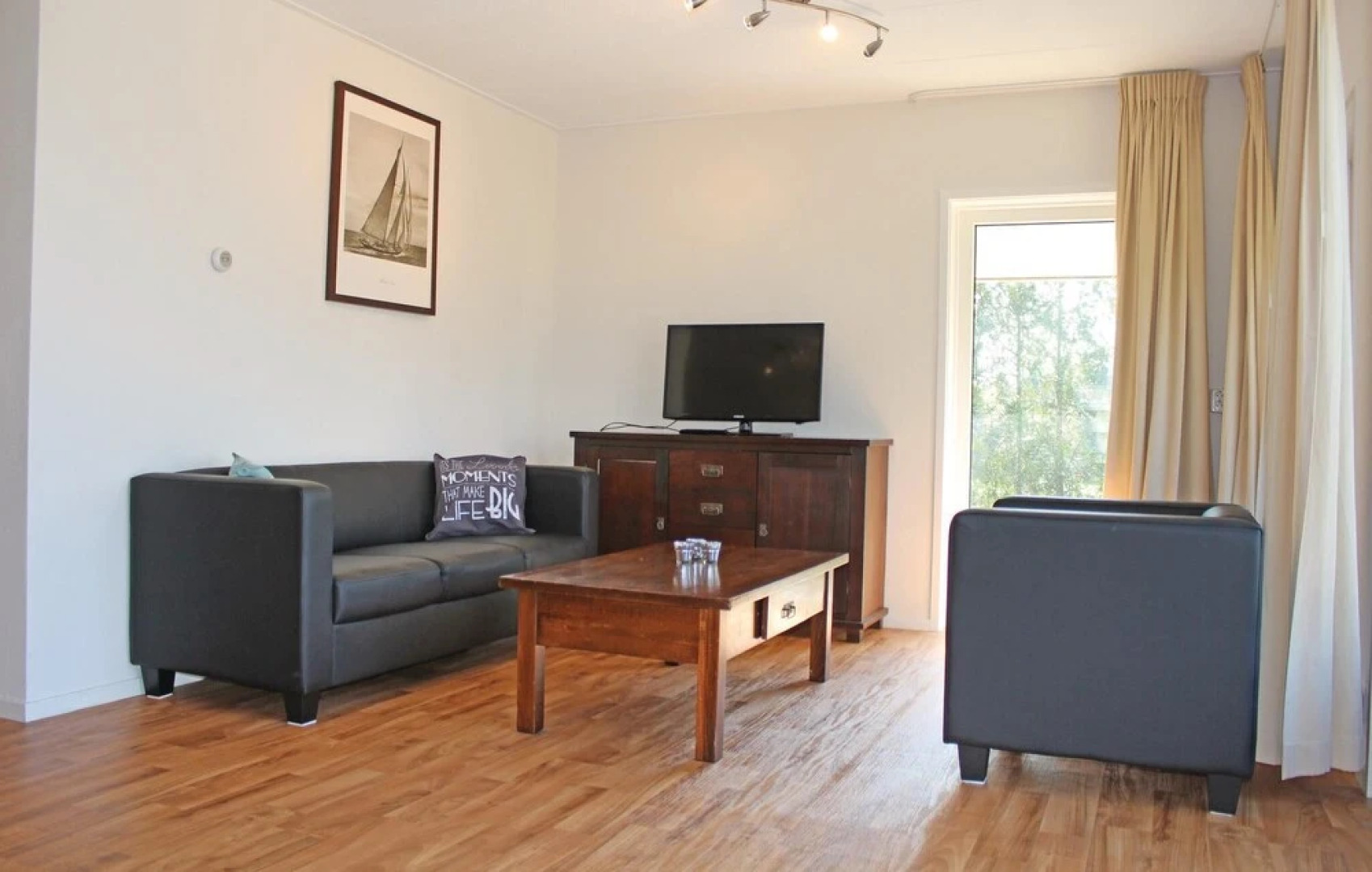 Stunning Home in Opperdoes With 2 Bedrooms and Wifi