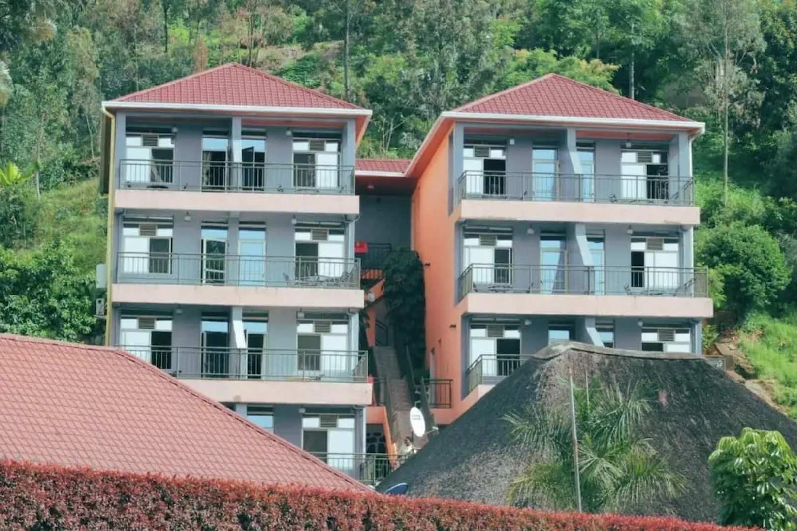 Luxury Suite With Balcony and Incredible View on the Water