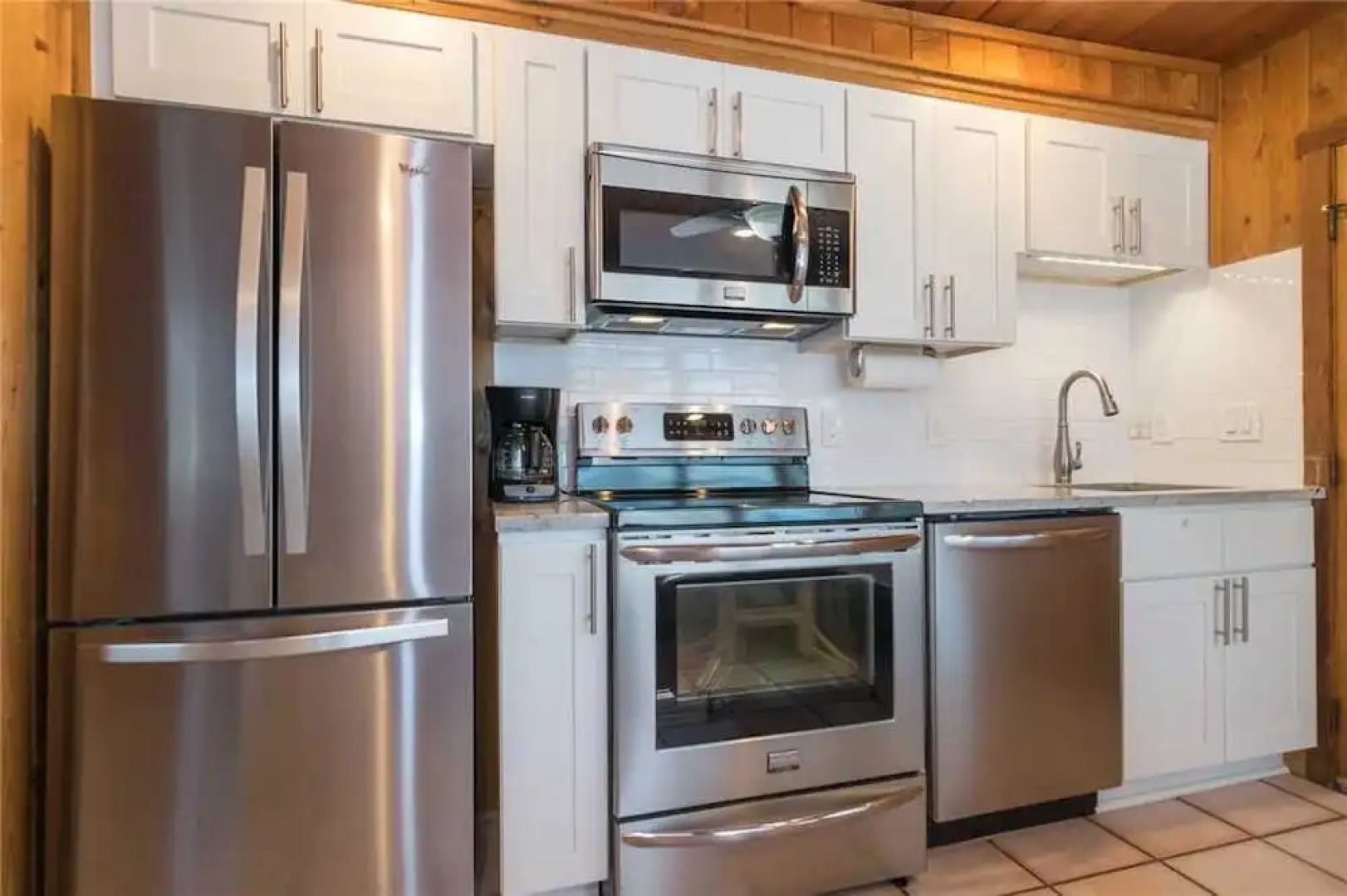 Anna Cabana Beach House by RedAwning