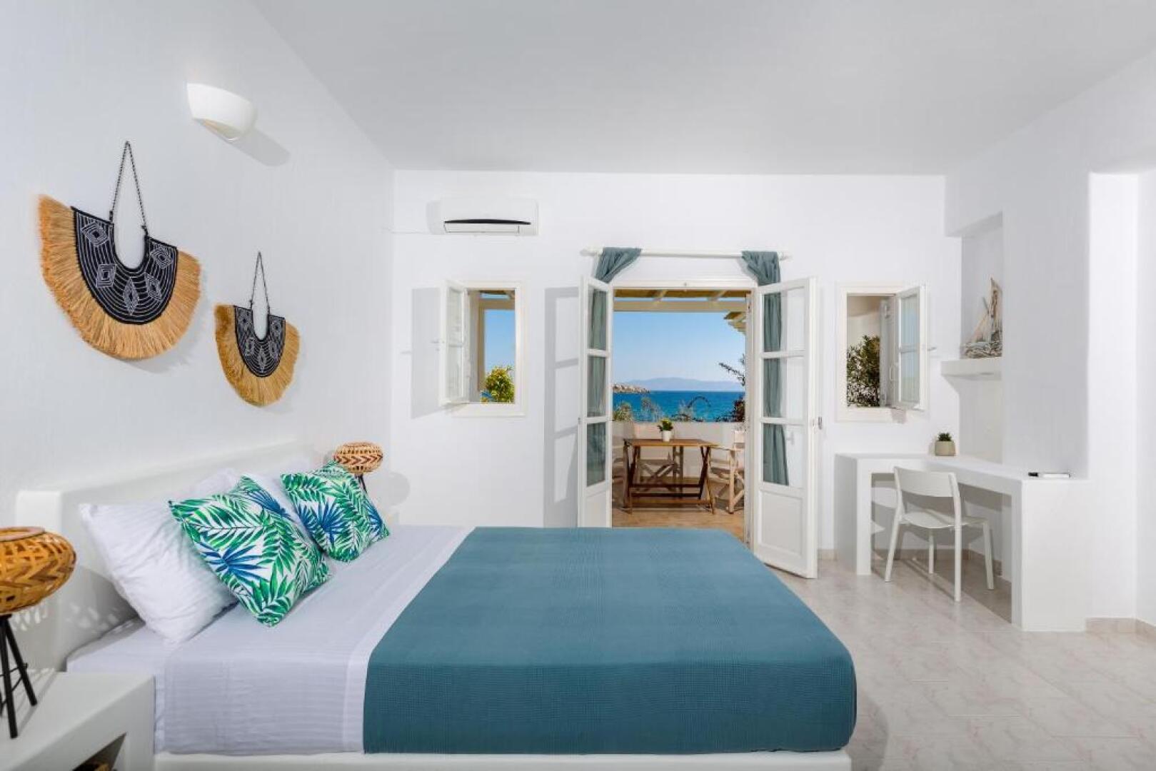 La Mer Seaside Apartments