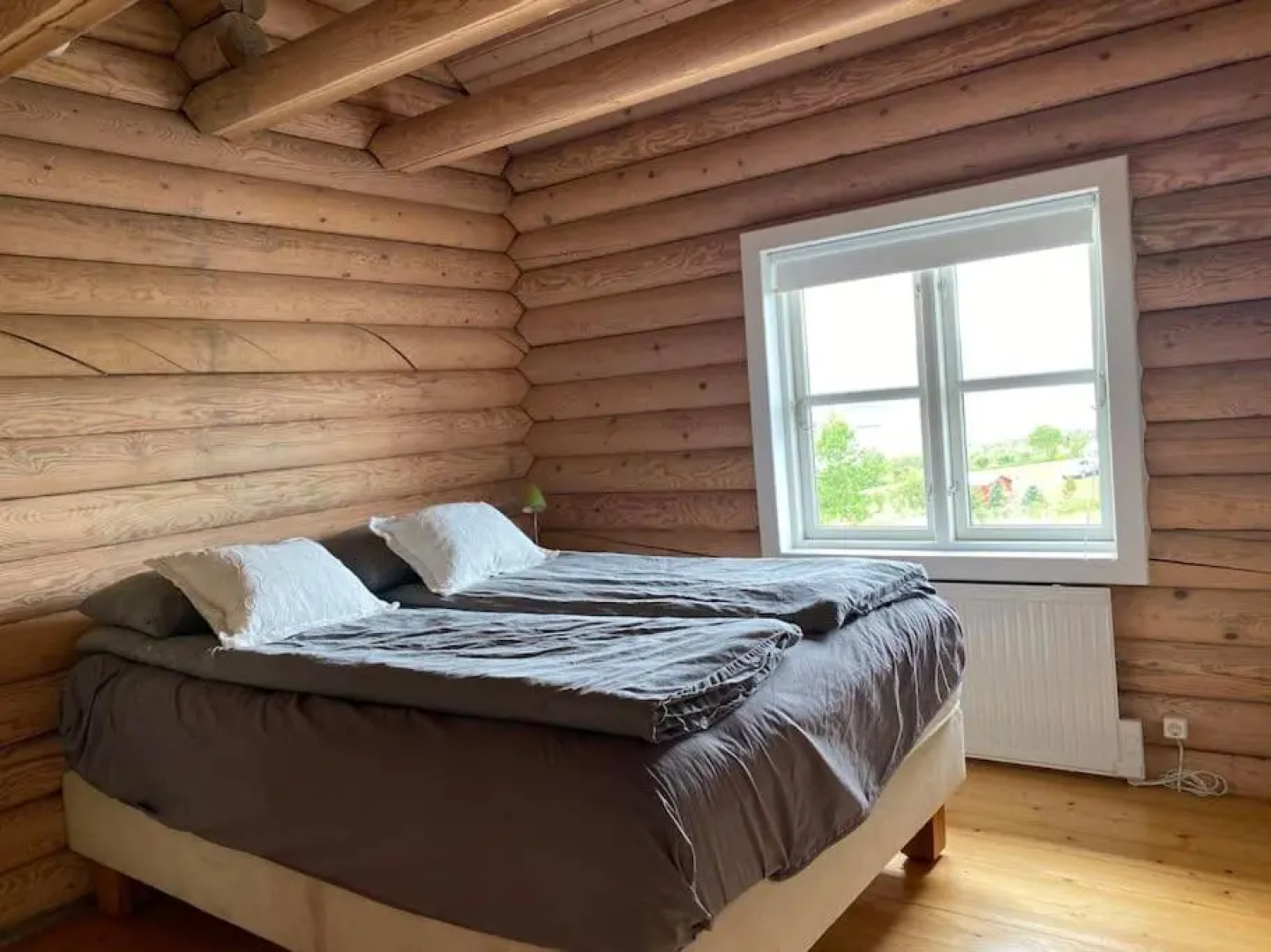 Beautiful cabin with amazing view over Akureyri
