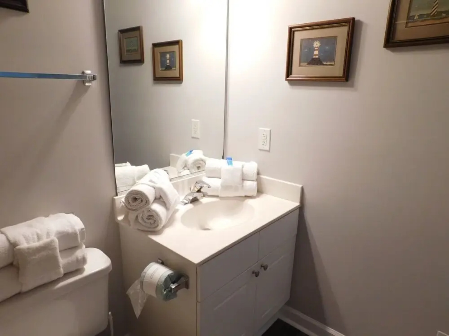 River Crossing Condo #113 2 Bedrooms 2 Bathrooms Condo