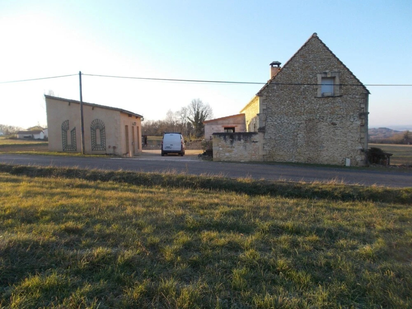 House With 3 Bedrooms in Simeyrols, With Furnished Garden and Wifi