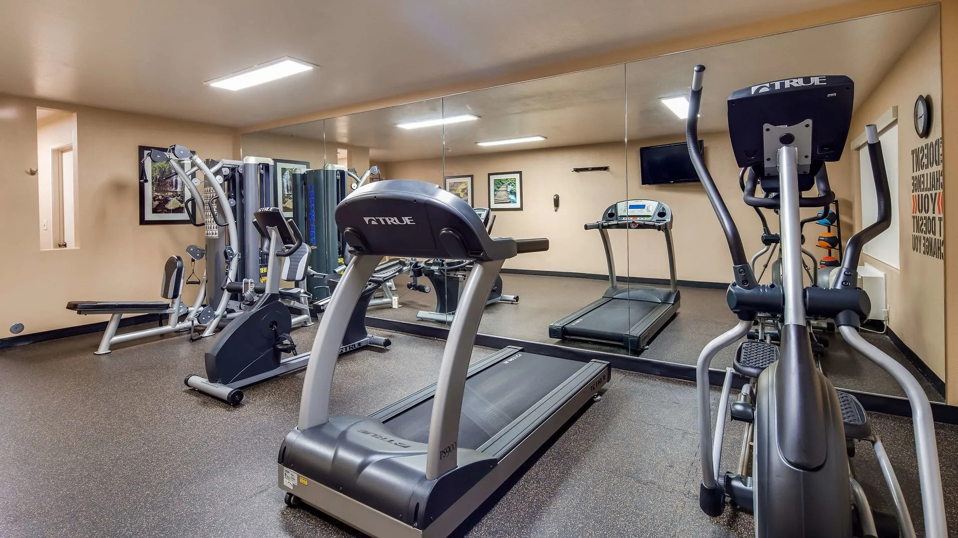 Best Western Plus Heritage Inn