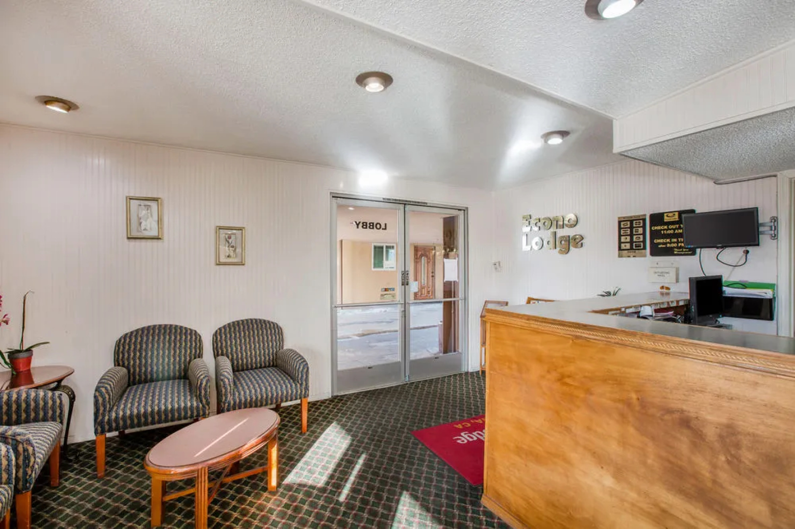 Econo Lodge Sequoia Area