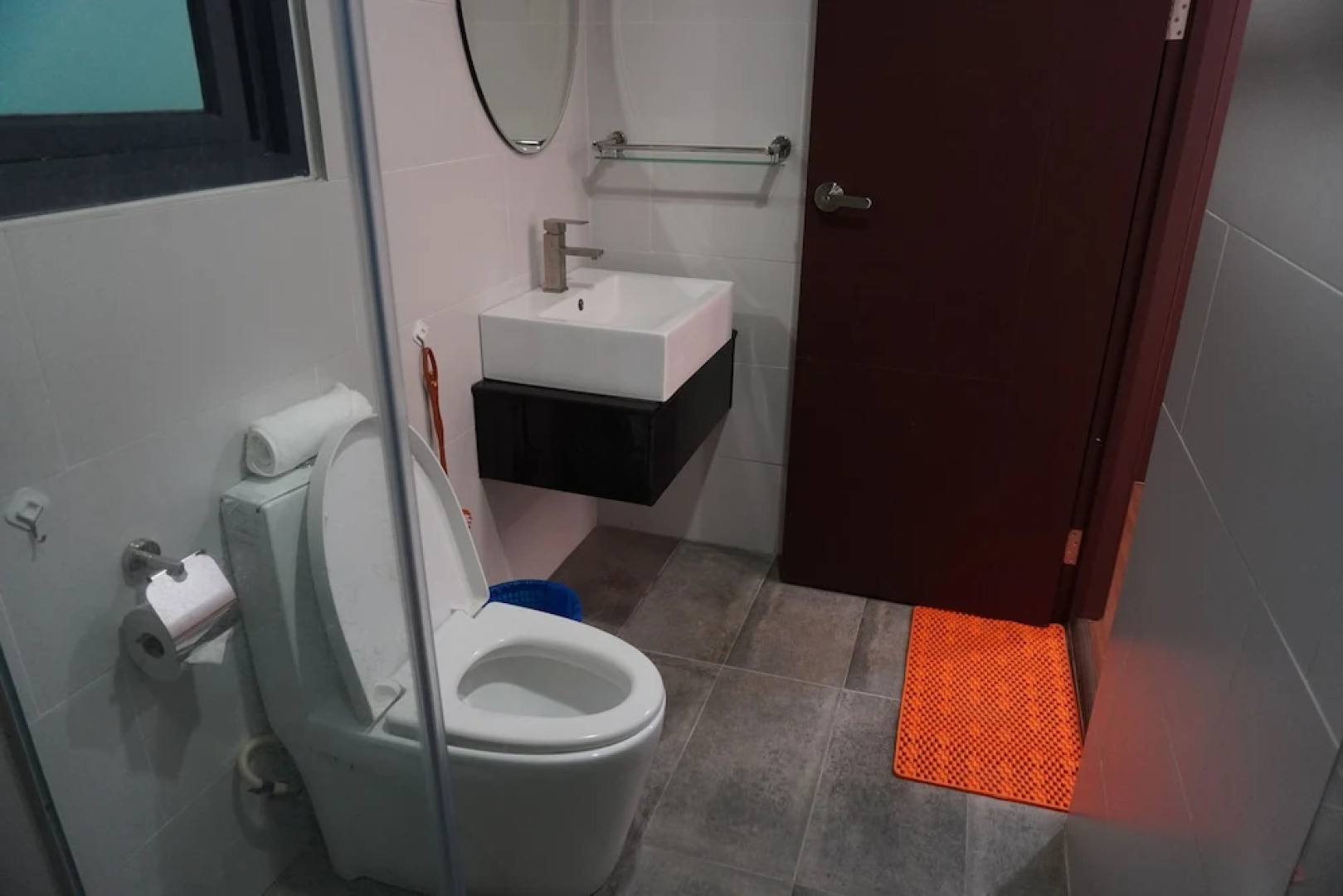 Luco Apartments Viva City Megamall