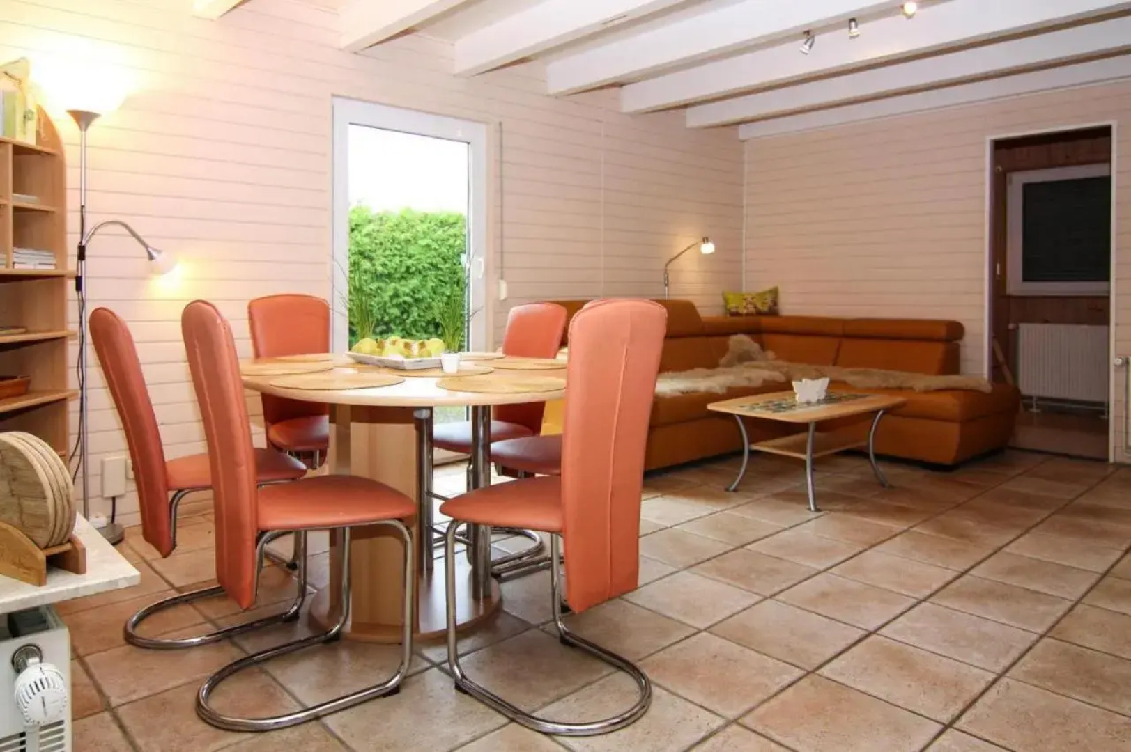 Bungalow in Warwerort Near Wadden Sea Park