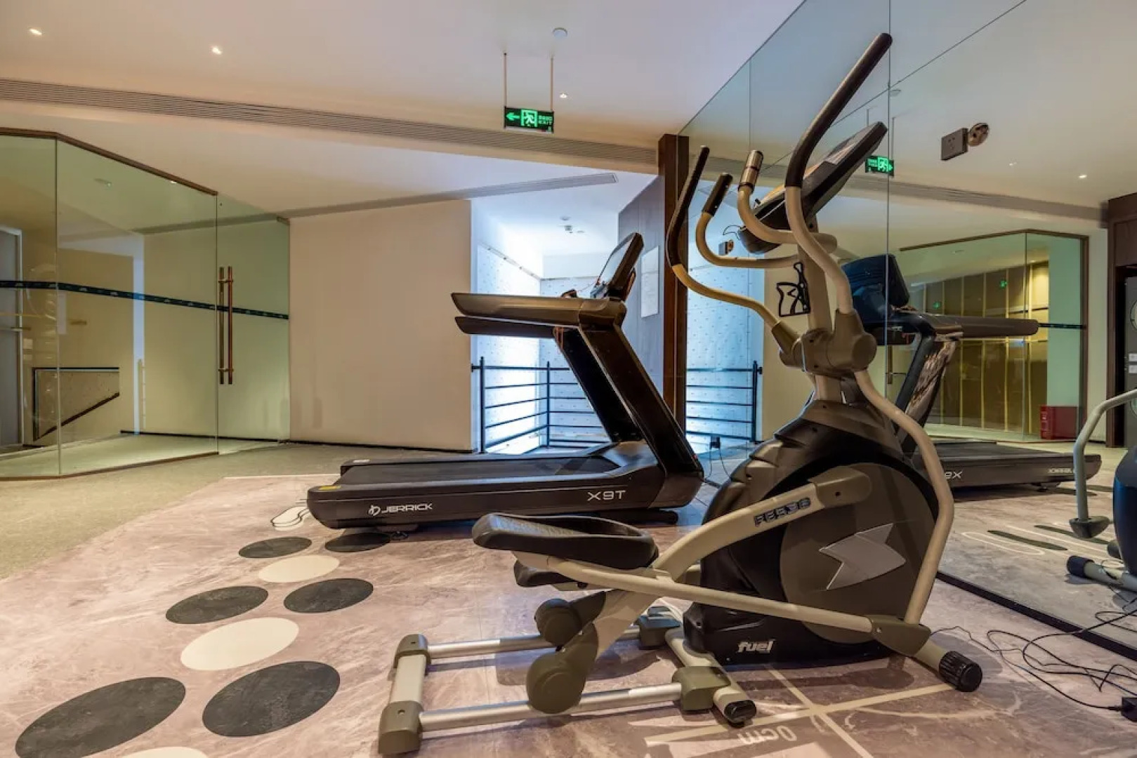 JOVE MOUNTAIN UrCove Nyingchi Hotel