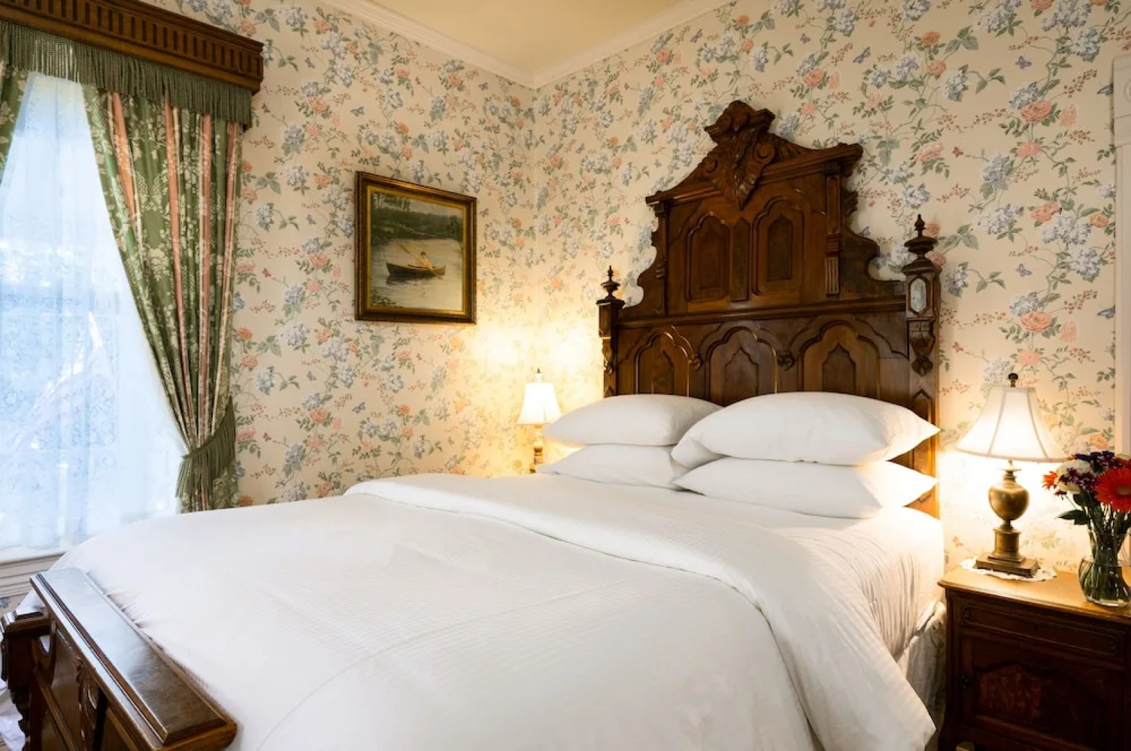 Thorp House Inn & Cottages