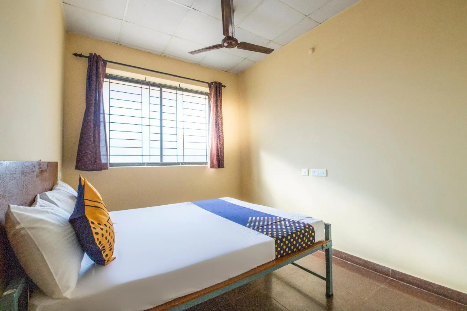 Vaccinated Staff- SPOT ON 70604 New Forever Next