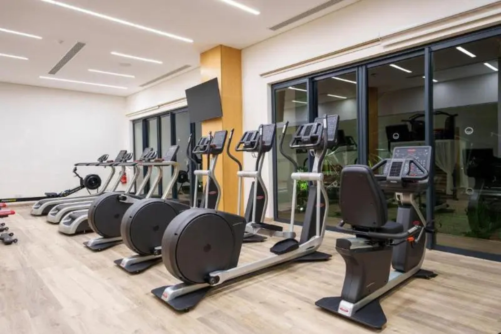 Ocean's Creek Beach Hotel