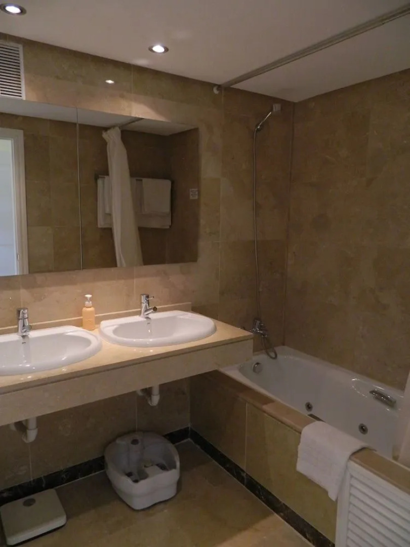 The Old Schoolhouse Inn