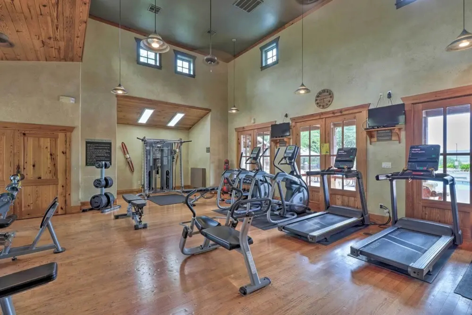 Lake Travis Condo W/ Resort Amenity Access!