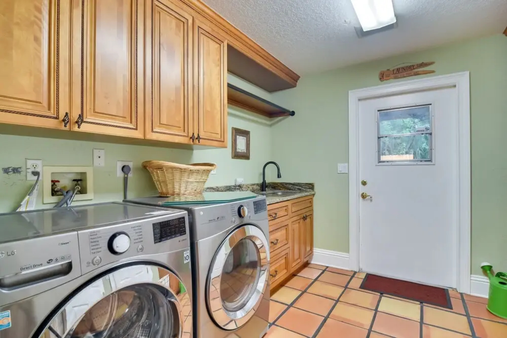 Palm Harbor Home w/ Private Pool, 4 Mi to Beach