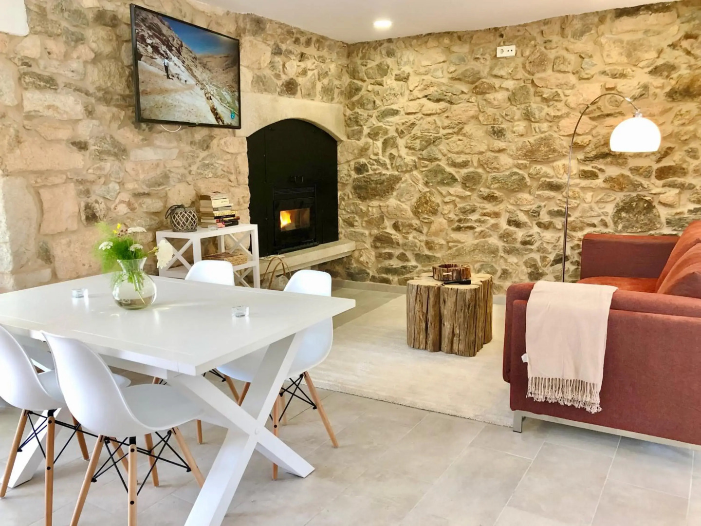 The Cliffs - Galleon Amieiro