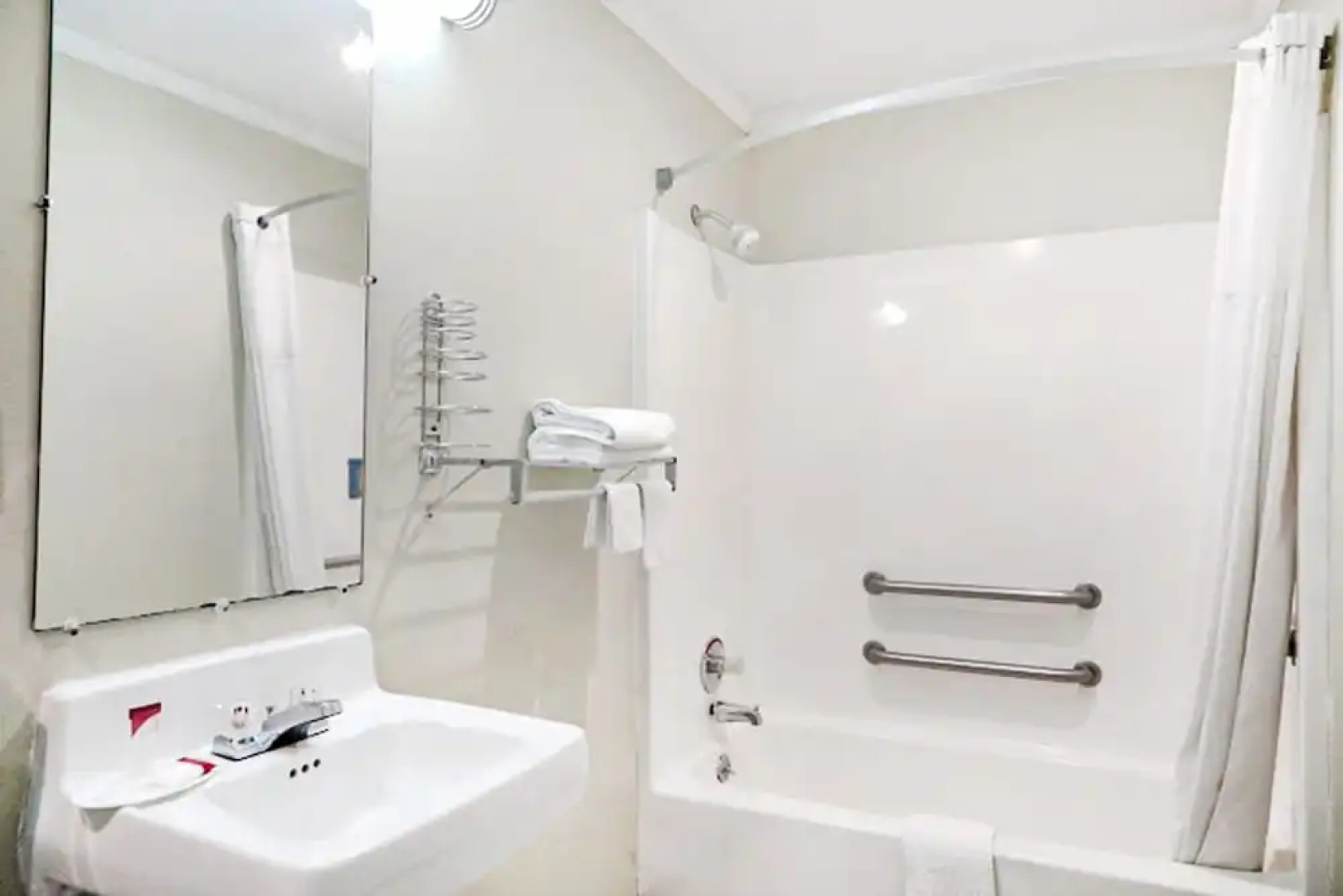 America's Best Value Inn & Suites